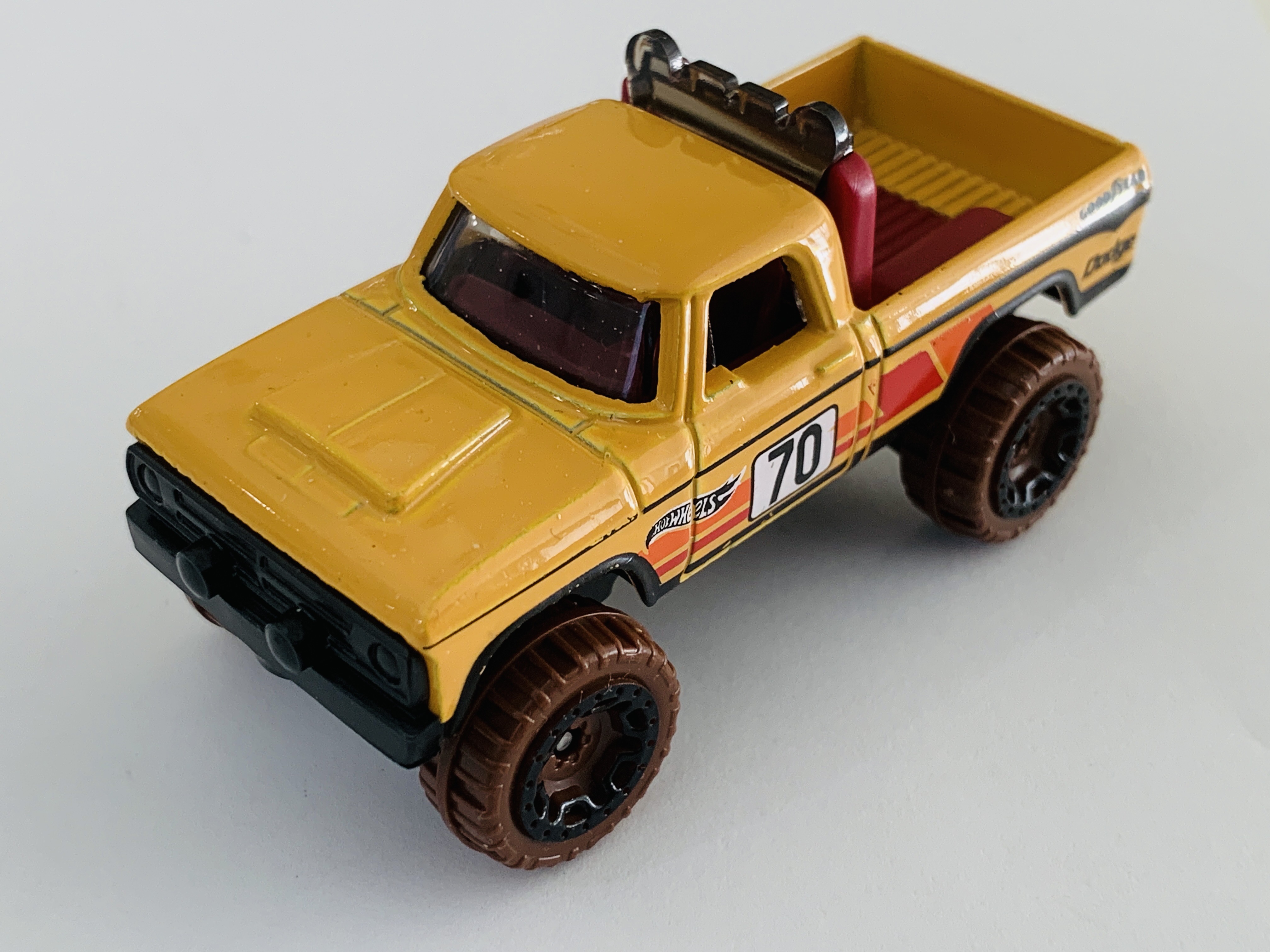 Hot Wheels 70 Dodge Power Wagon Yellow