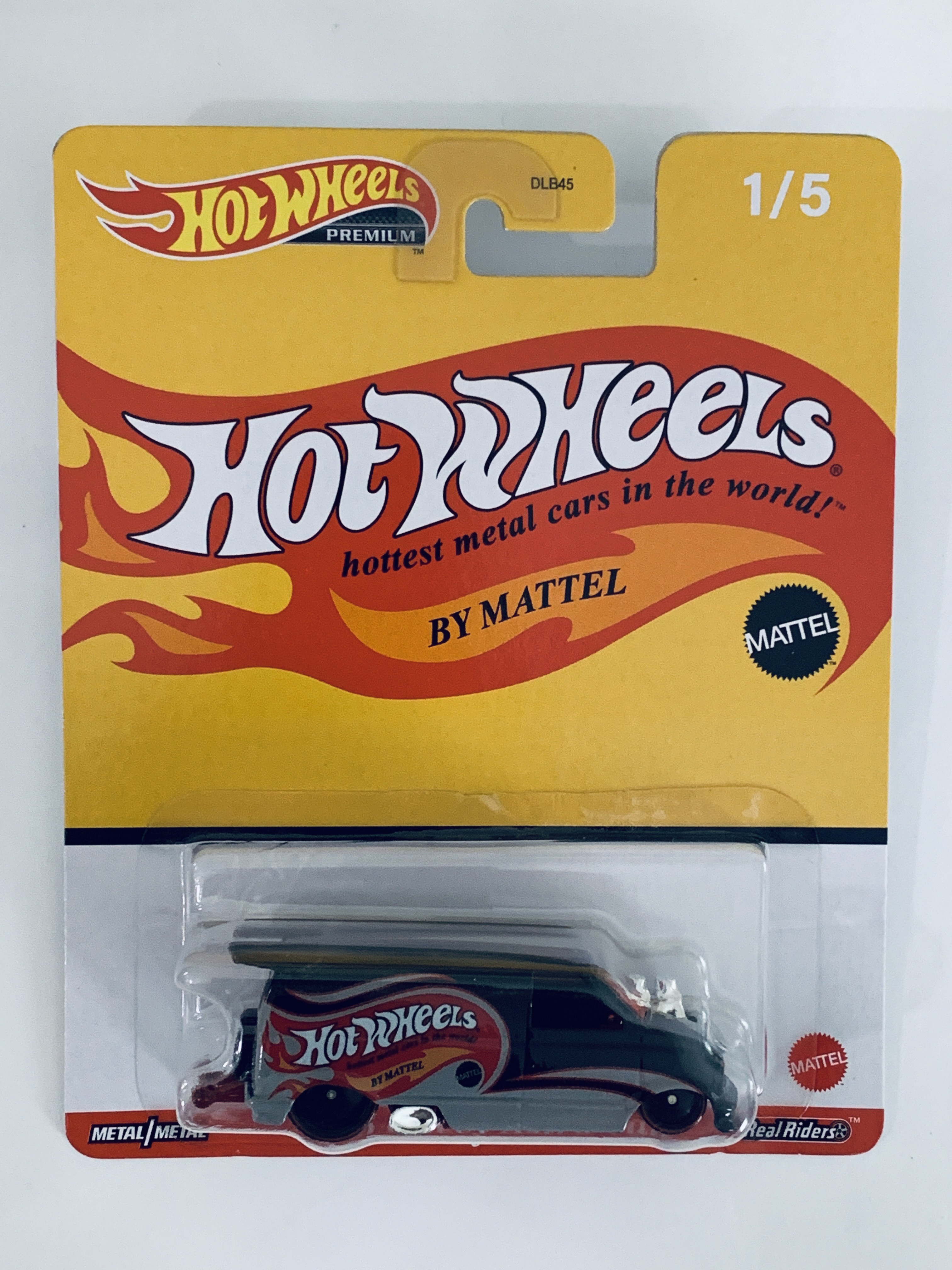 Hot Wheels Premium Chevy Astro Van
