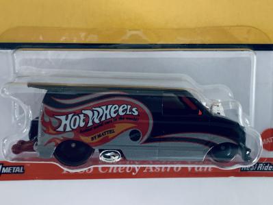 Hot Wheels Premium Chevy Astro Van
