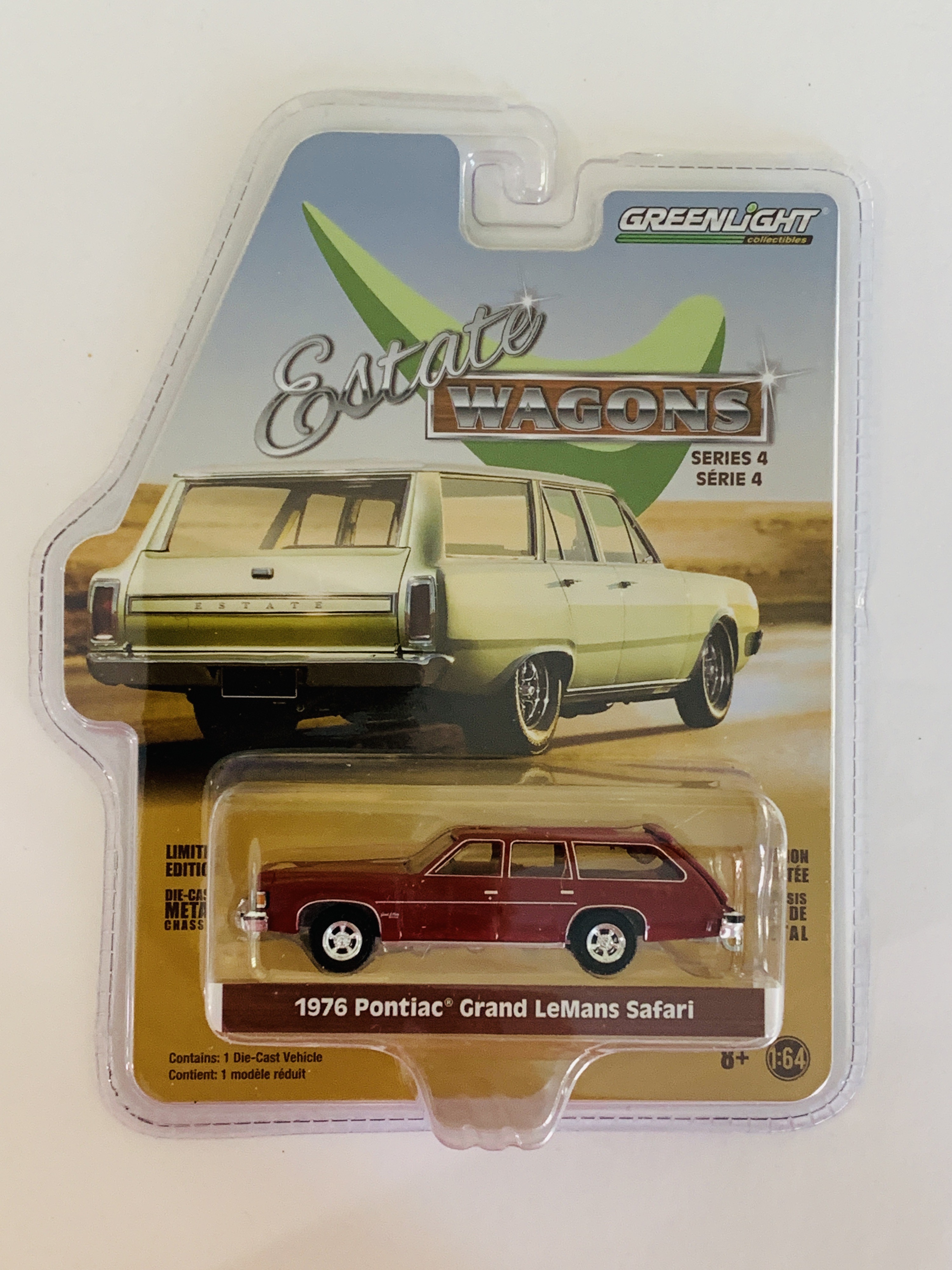 Greenlight Estate Wagons 1976 Pontiac Grand LeMans Safari - Red