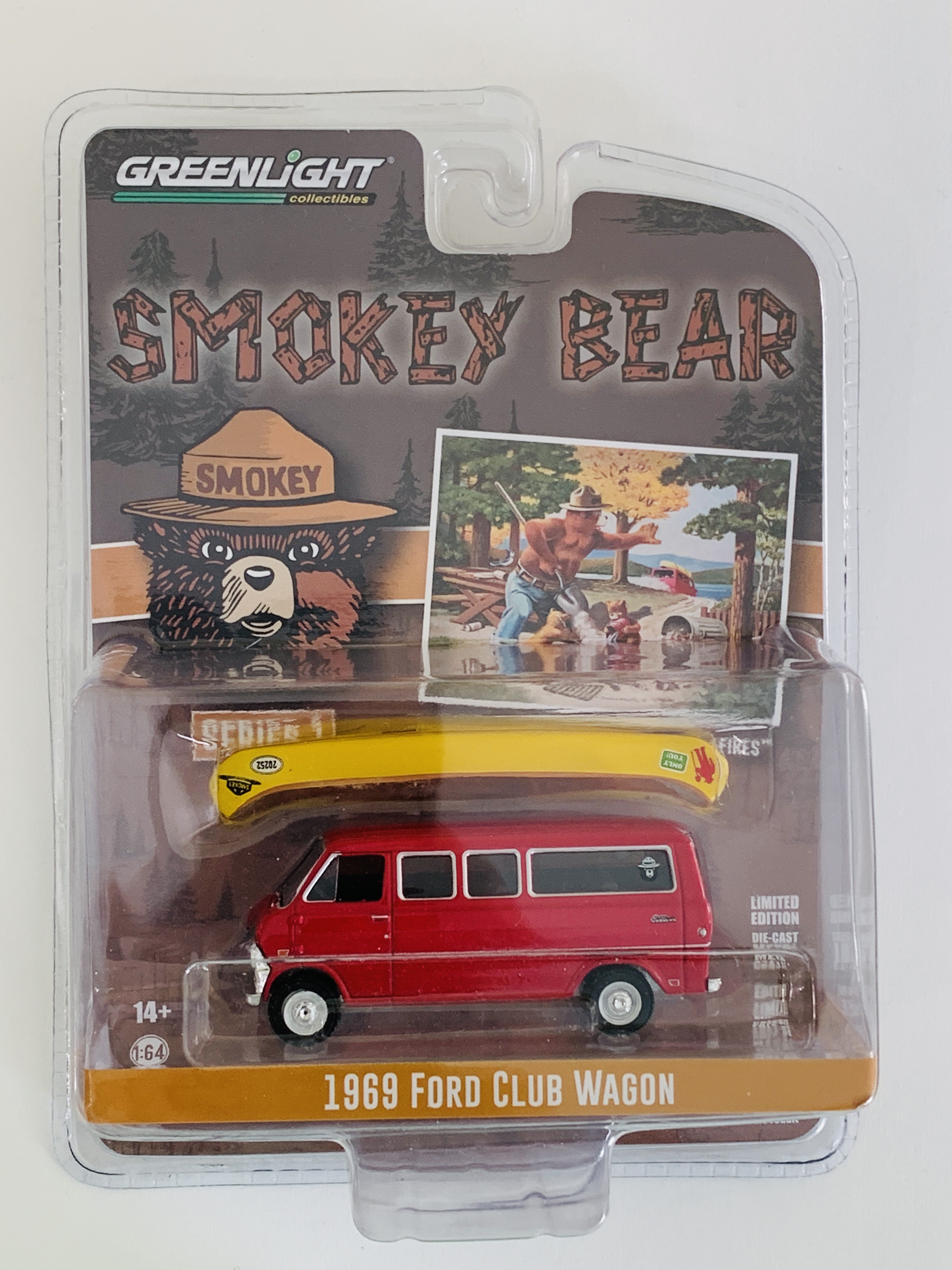 Greenlight Smokey Bear 1969 Ford Club Wagon