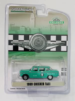 209-16993-Greenlight-1969-Checker-Taxi
