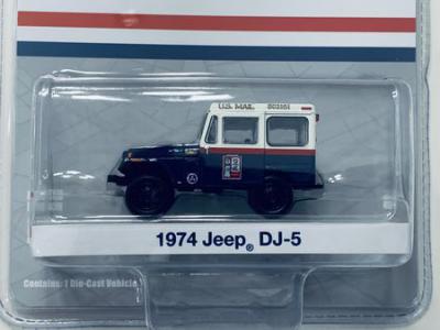 Greenlight Hobby Exclusive USPS 1974 Jeep DJ-5 1