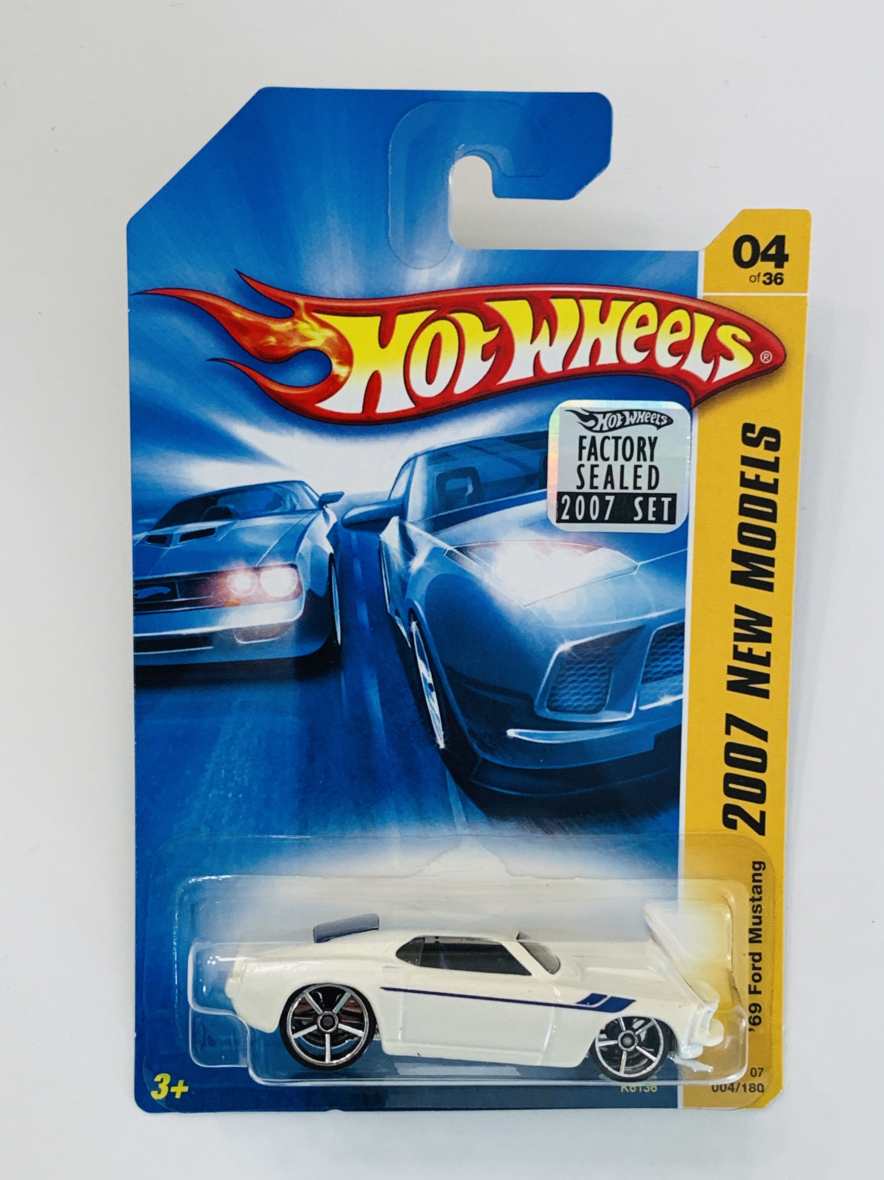Hot Wheels 2007 Factory Set #004 '69 Ford Mustang - White