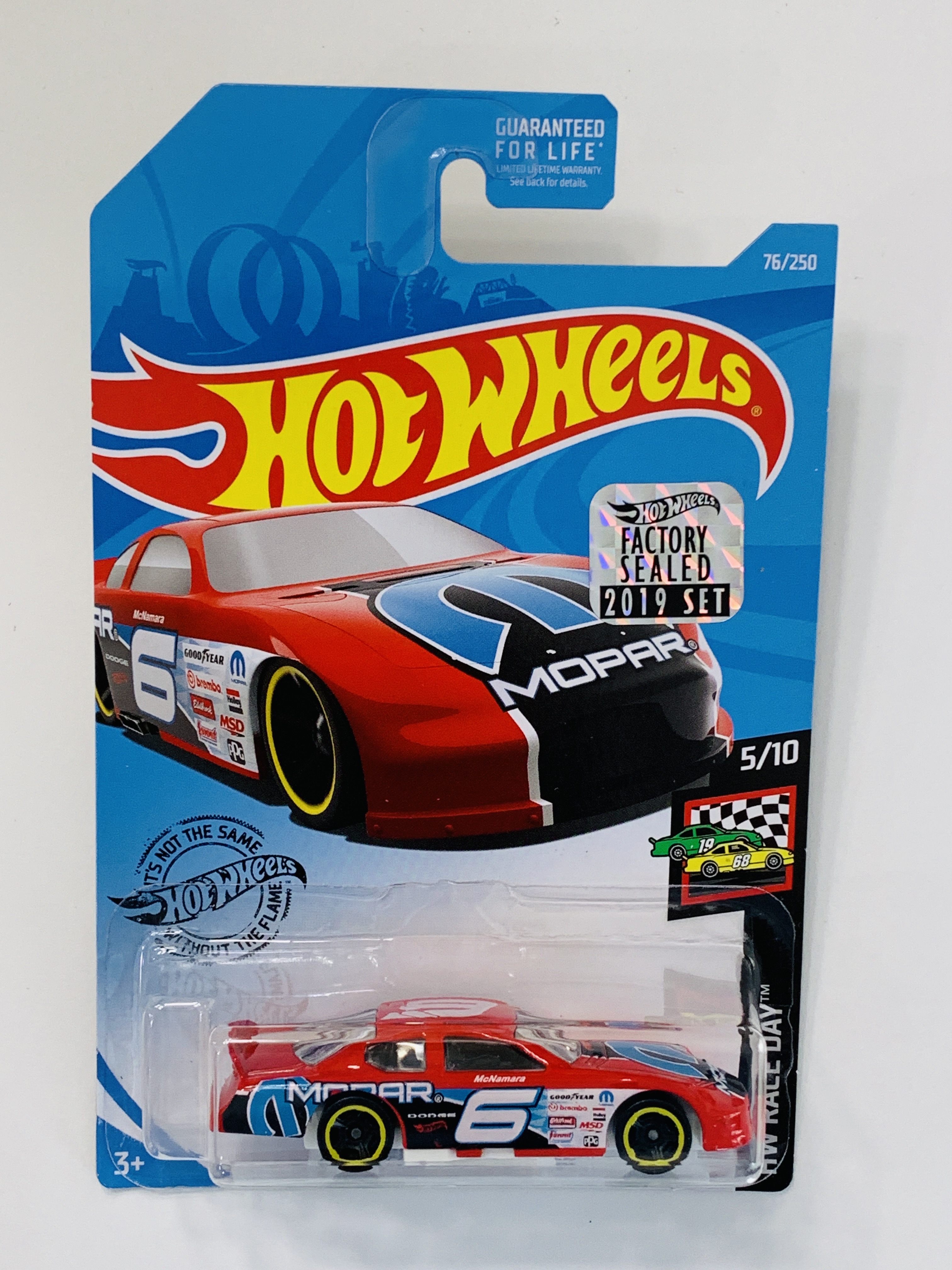 Hot Wheels 2019 Factory Set #76 Dodge Charger Stock Car