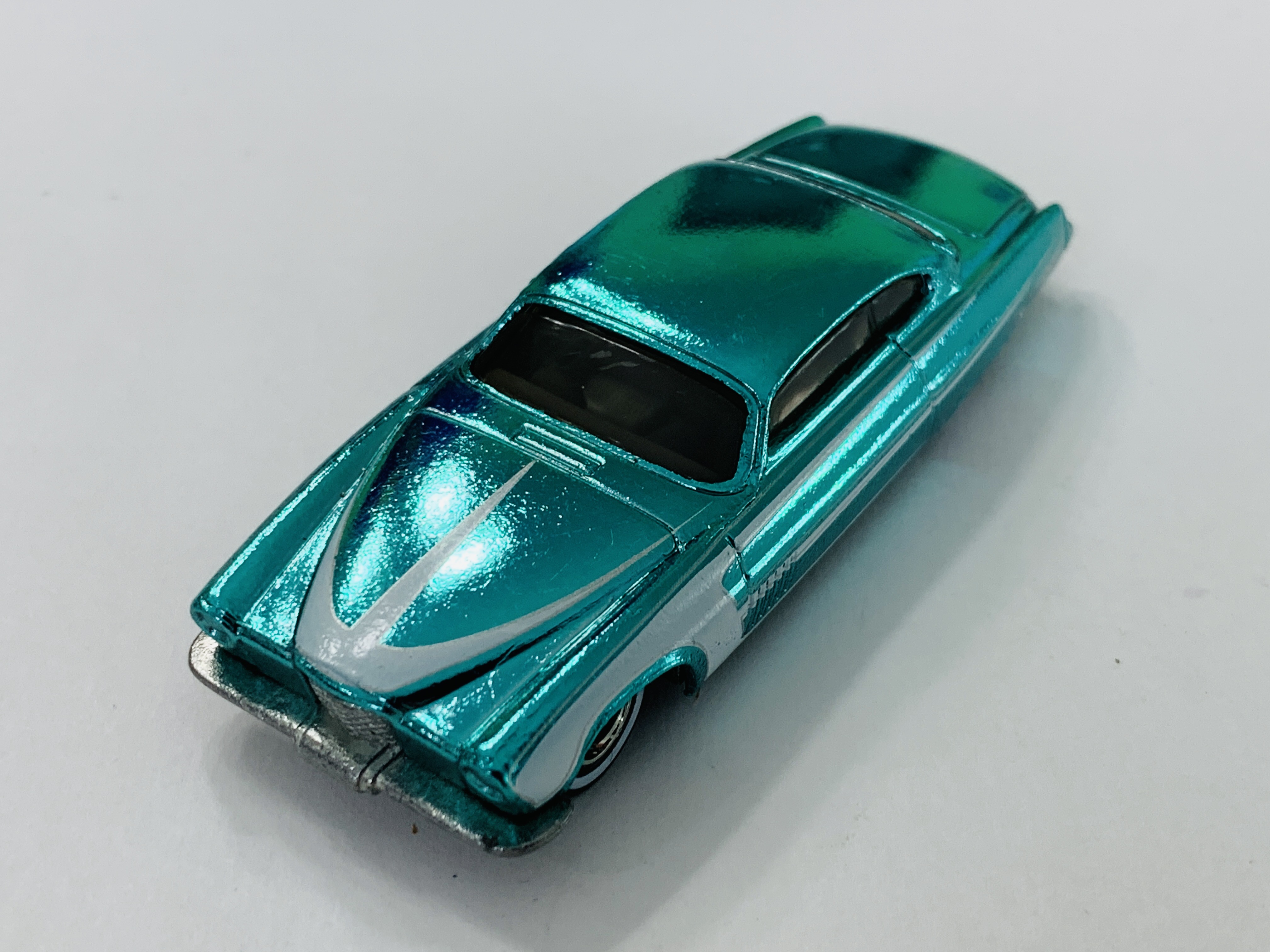 Hot Wheels Classics Series 5 Fish'd & Chip'd Chase