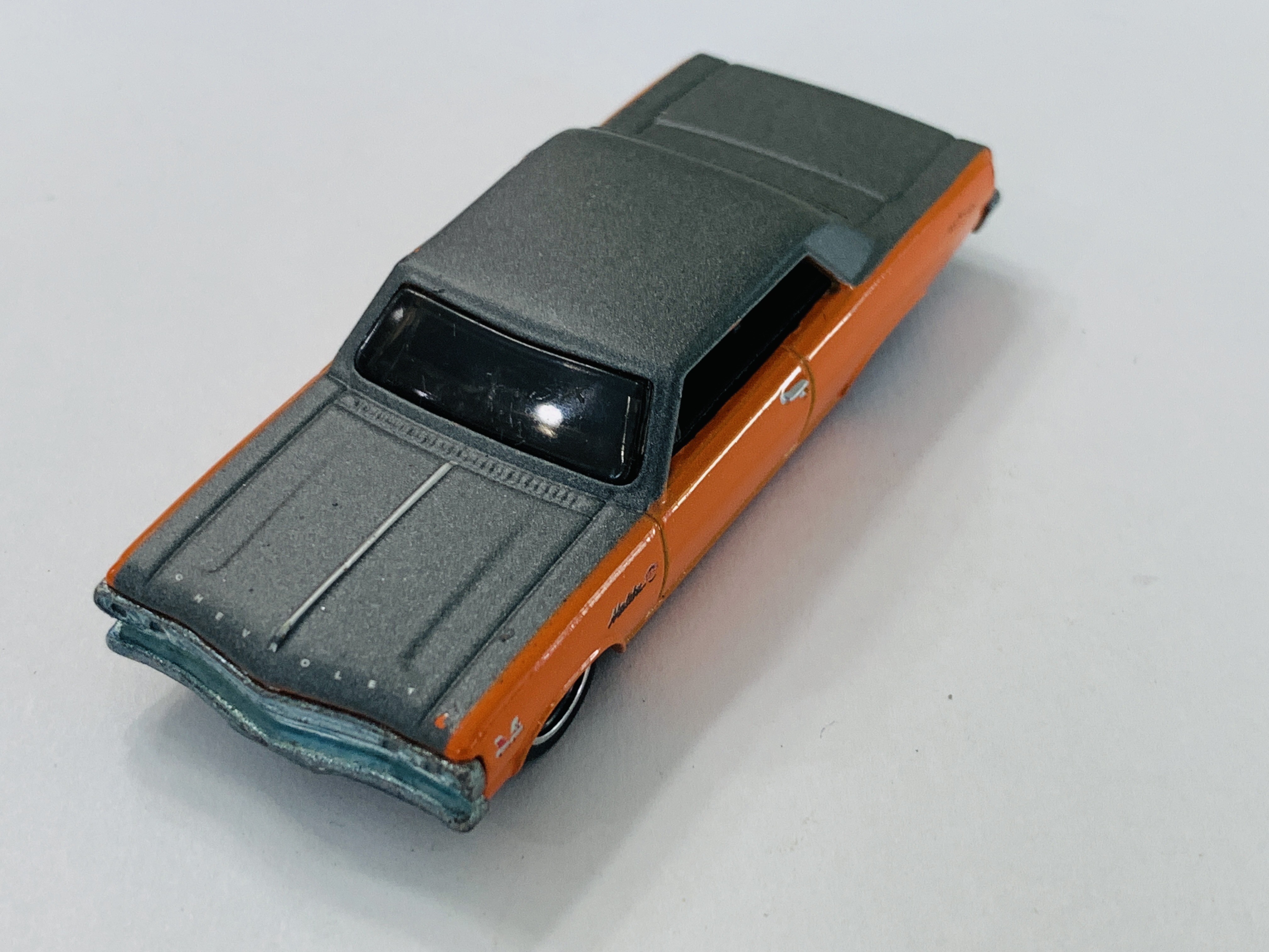 Hot Wheels Garage '65 Malibu