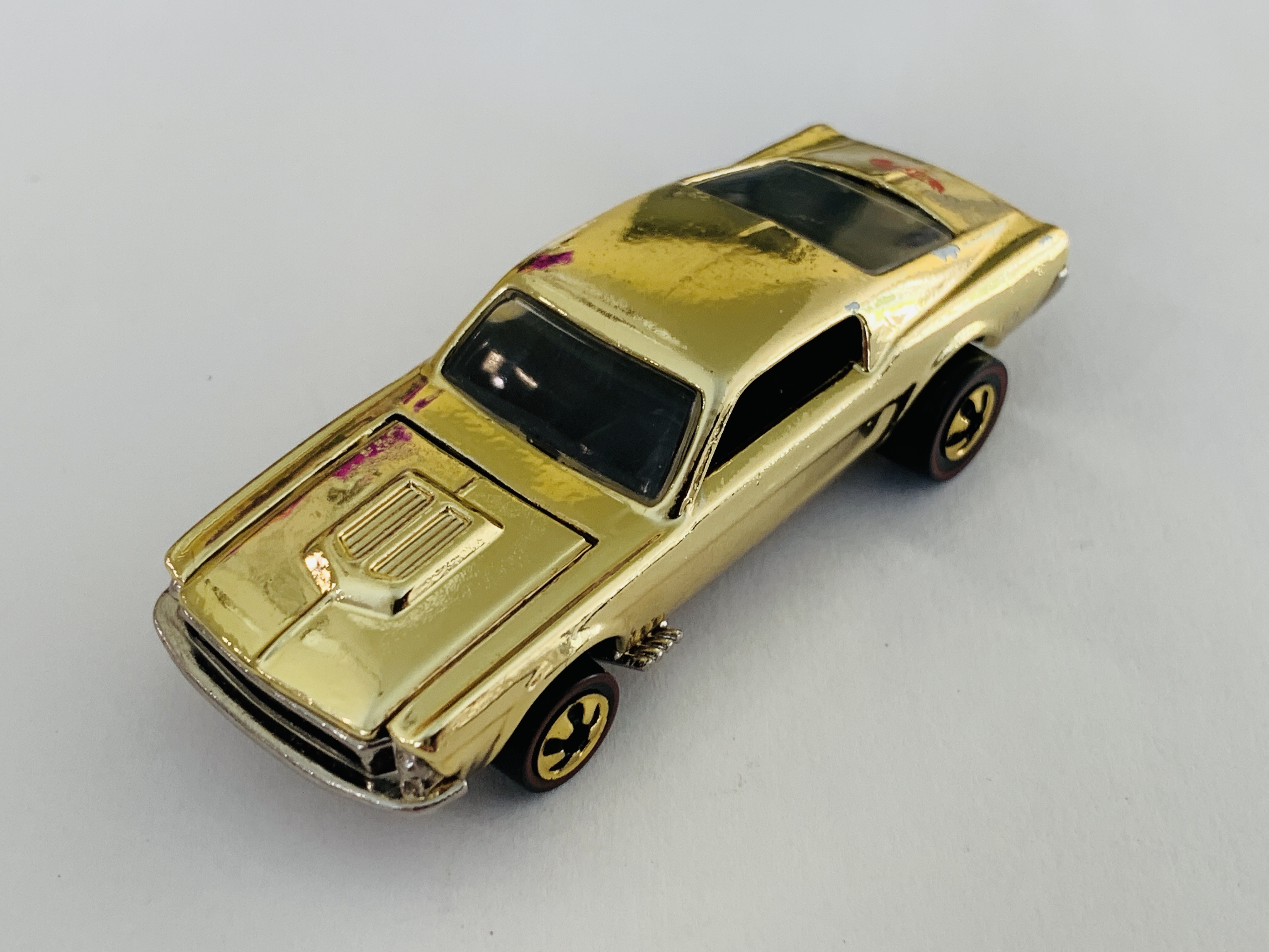 Hot Wheels FAO Schwarz Gold Series Custom Mustang - Please Read