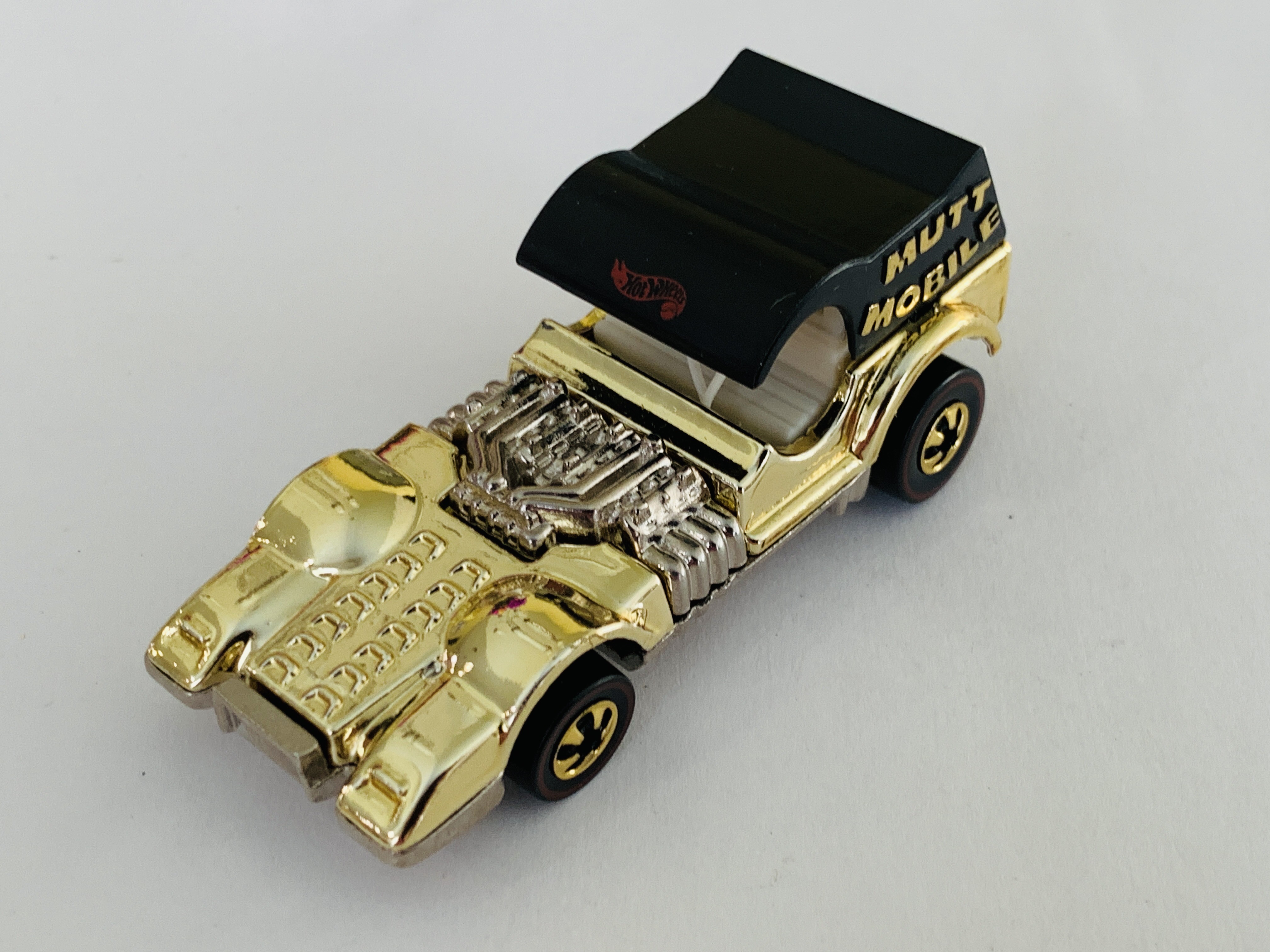 Hot Wheels FAO Schwarz Gold Series Mutt Mobile