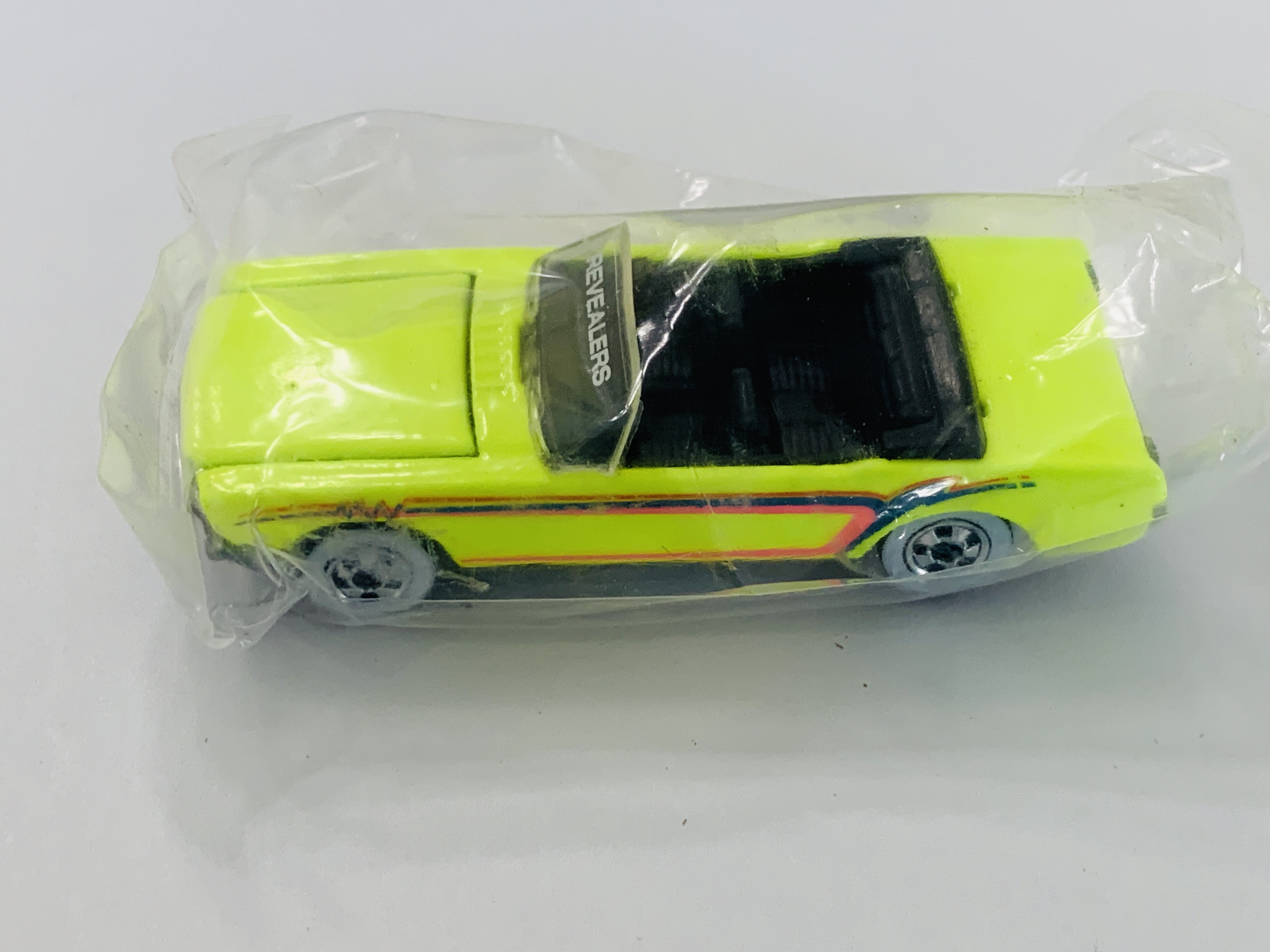 Hot Wheels Revealers Sweepstakes '65 Mustang Convertible