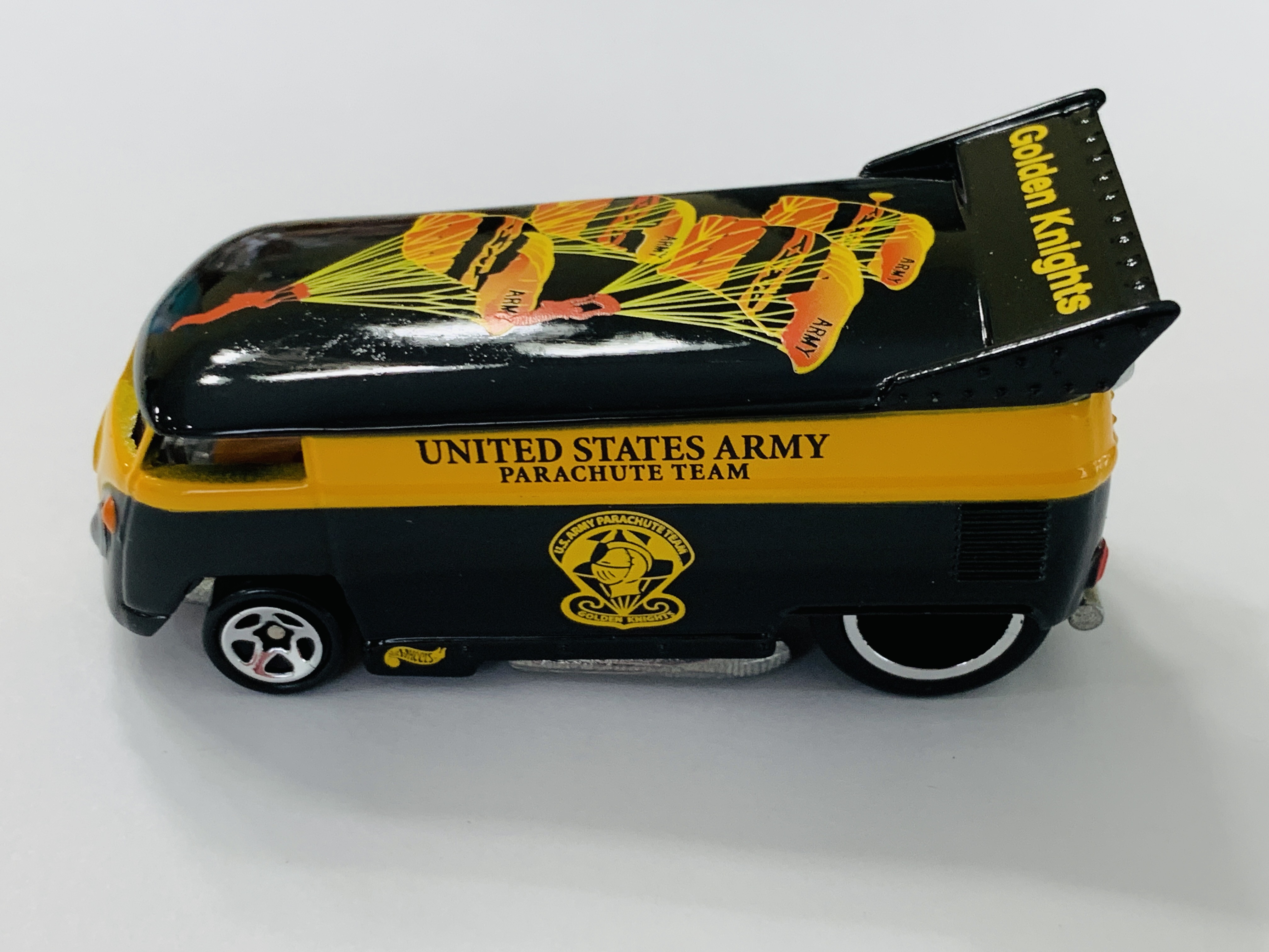 Hot Wheels United States Army Golden Knights VW Drag Bus