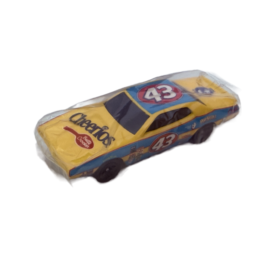 Hot Wheels #43 Cherrios Stock Car Cereal Premium