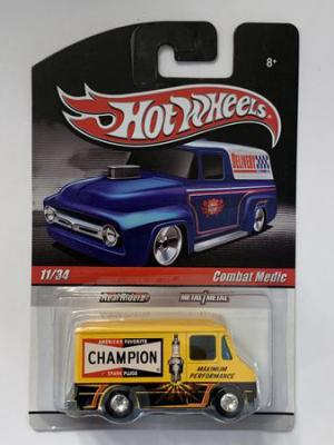 10656-Hot-Wheels-Slick-Rides-Combat-Medic