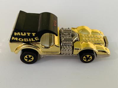 Hot Wheels FAO Schwarz Gold Series II Mutt Mobile 1