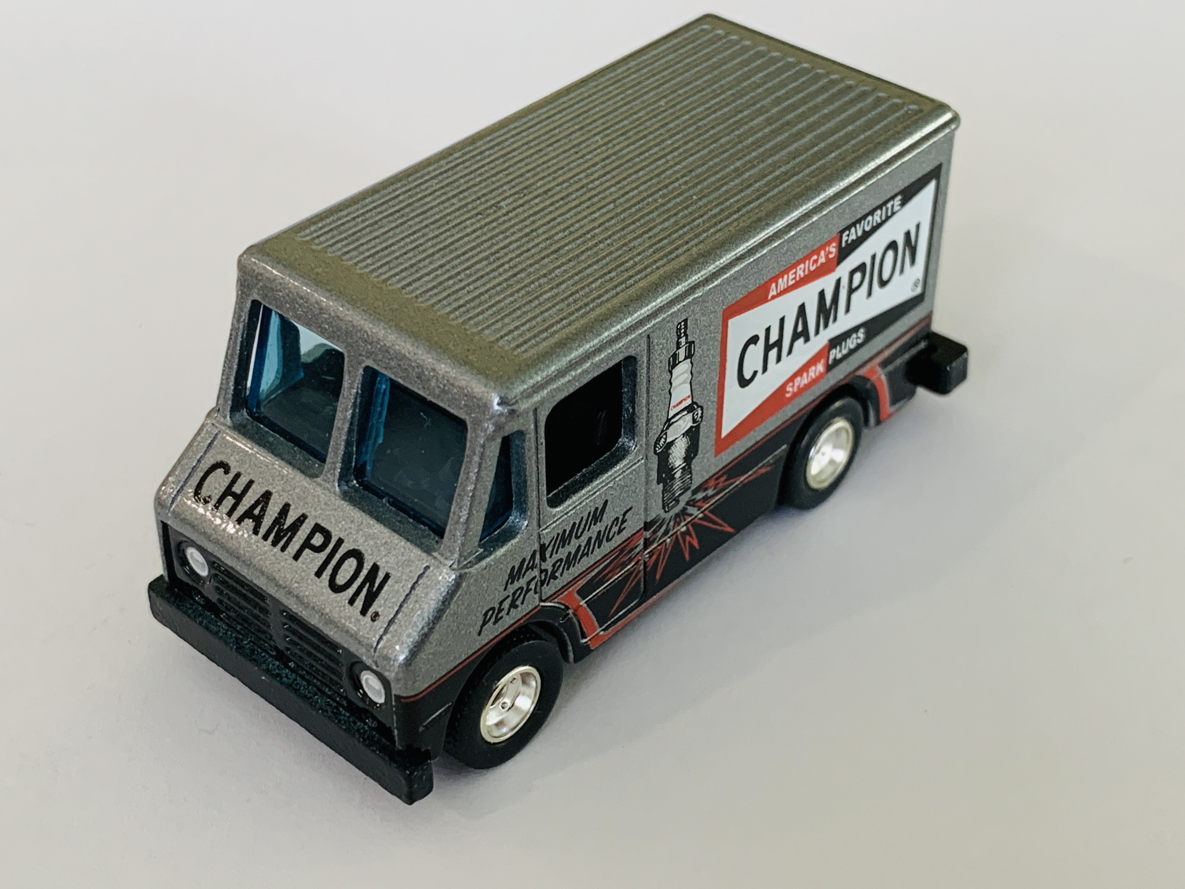 Hot Wheels Slick Rides Combat Medic