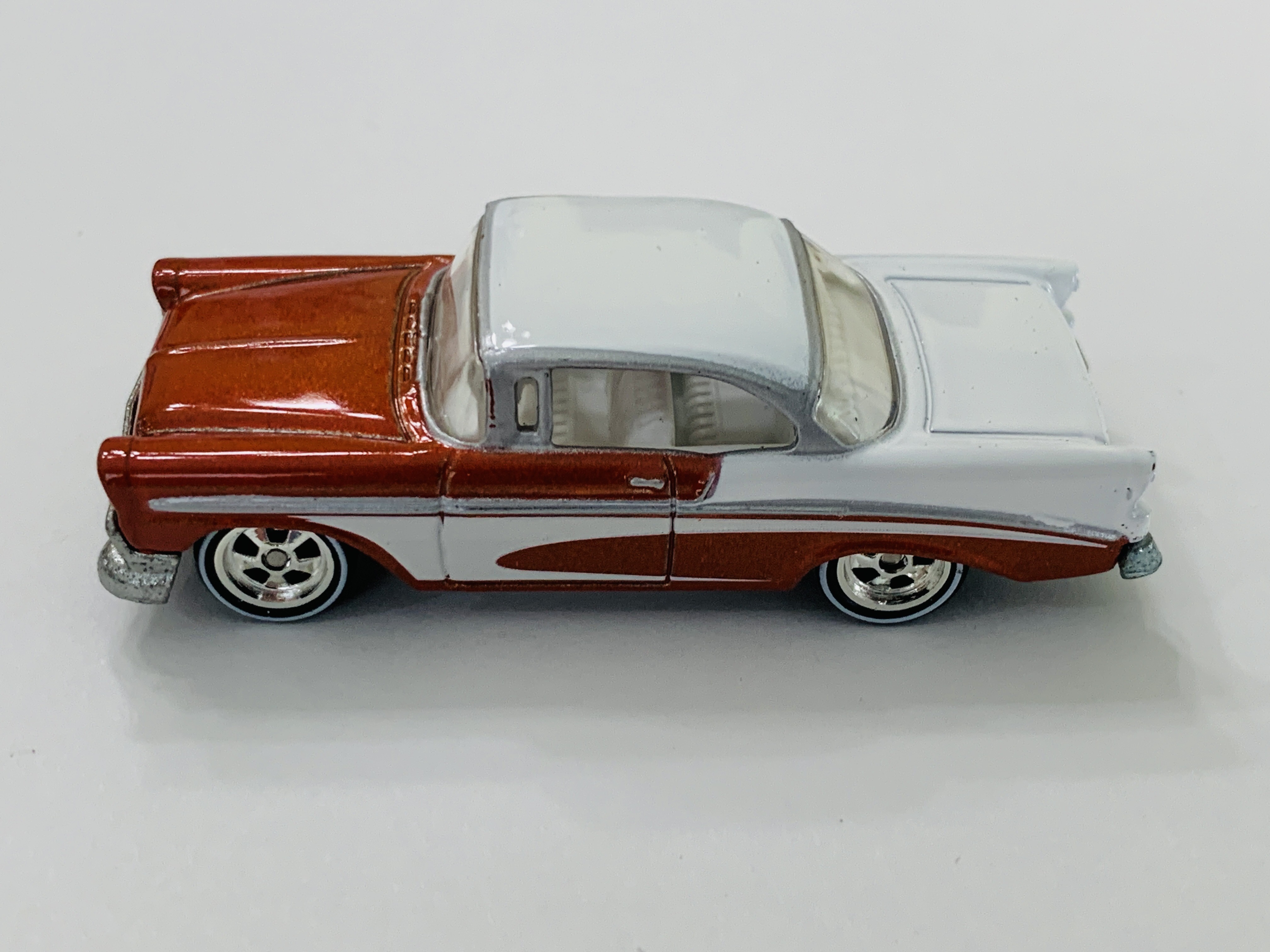 Hot Wheels Larry's Garage Chase Set '56 Chevy