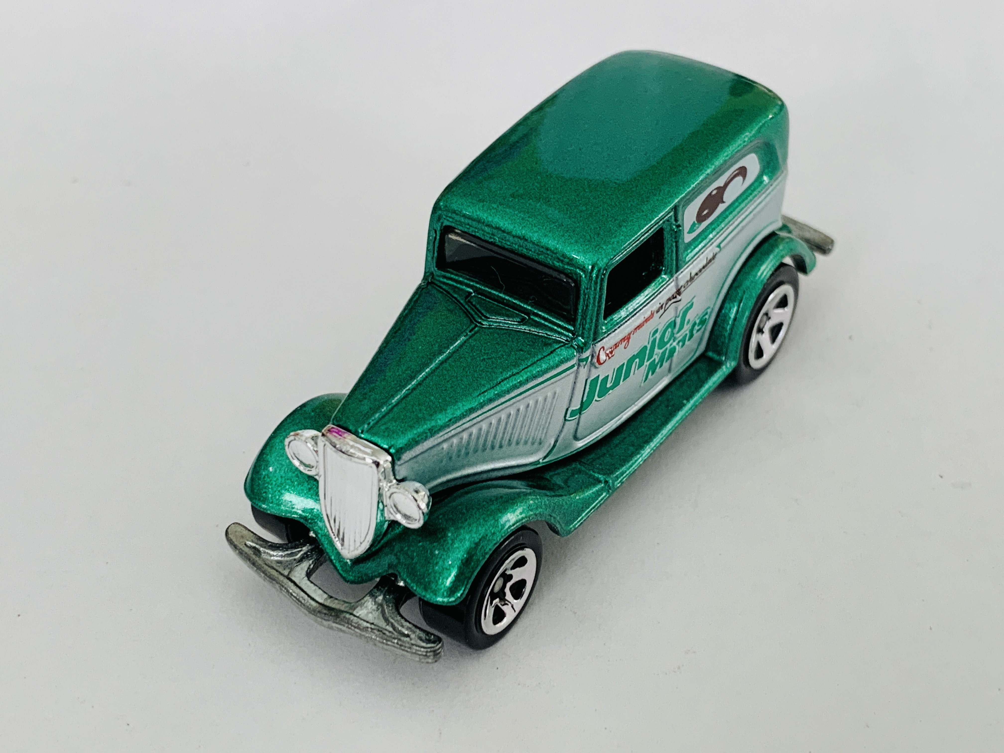 Hot Wheels Delivery Junior Mints '34 Ford Sedan Delivery