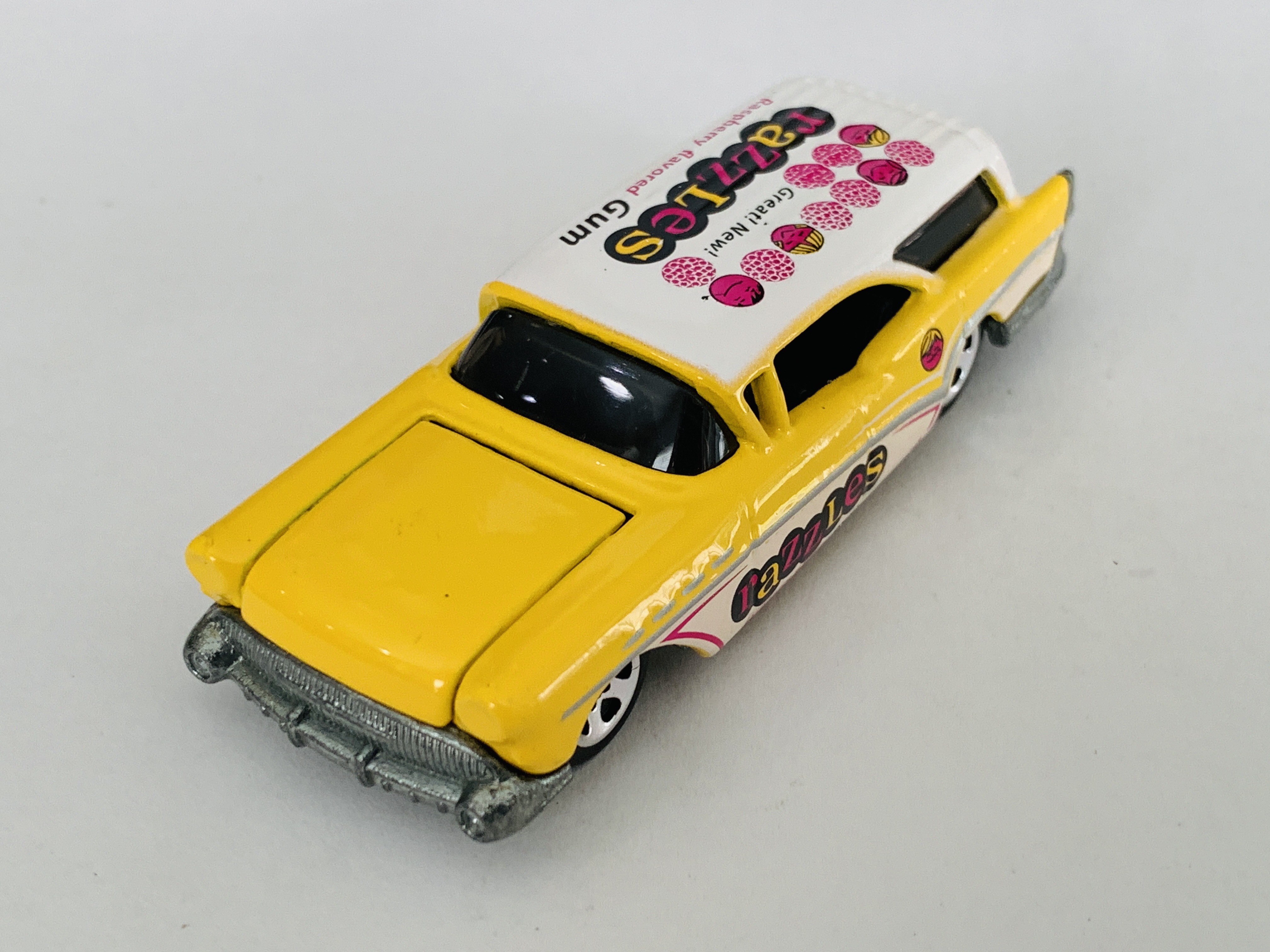 Hot Wheels Delivery Razzles '57 Buick