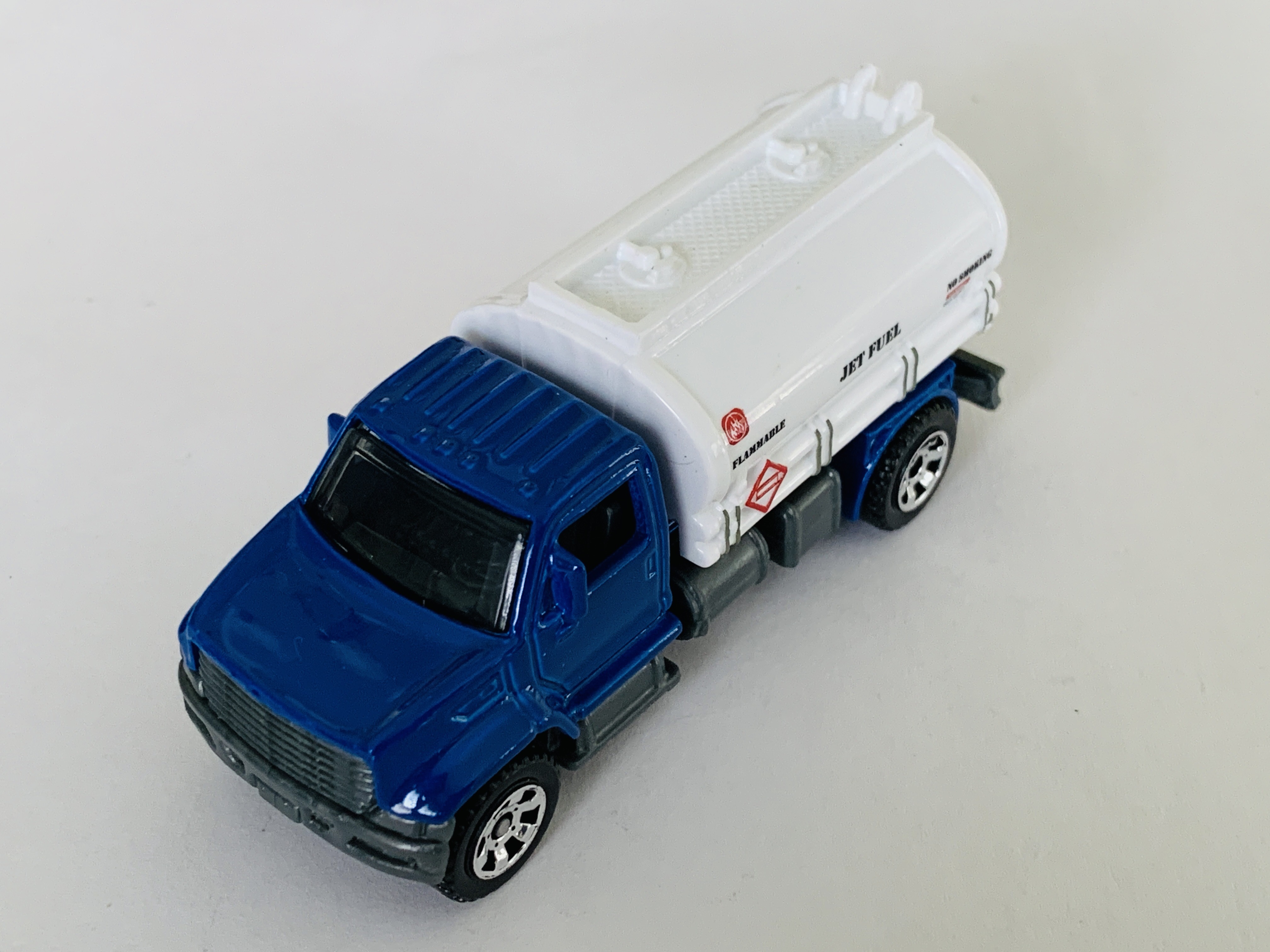 Matchbox Top Gun Utility Truck - 2006