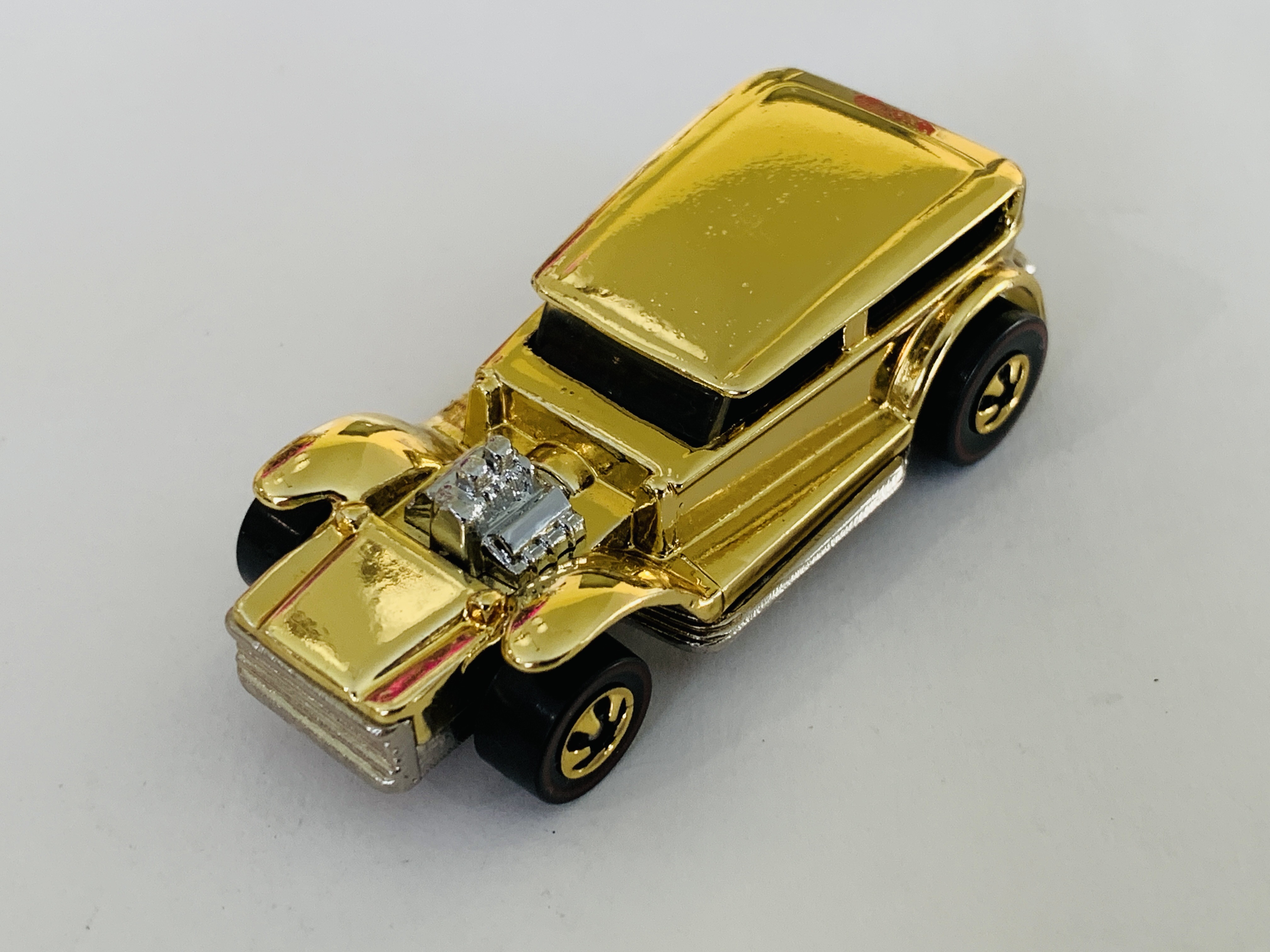 Hot Wheels FAO Schwarz Gold Series The Demon