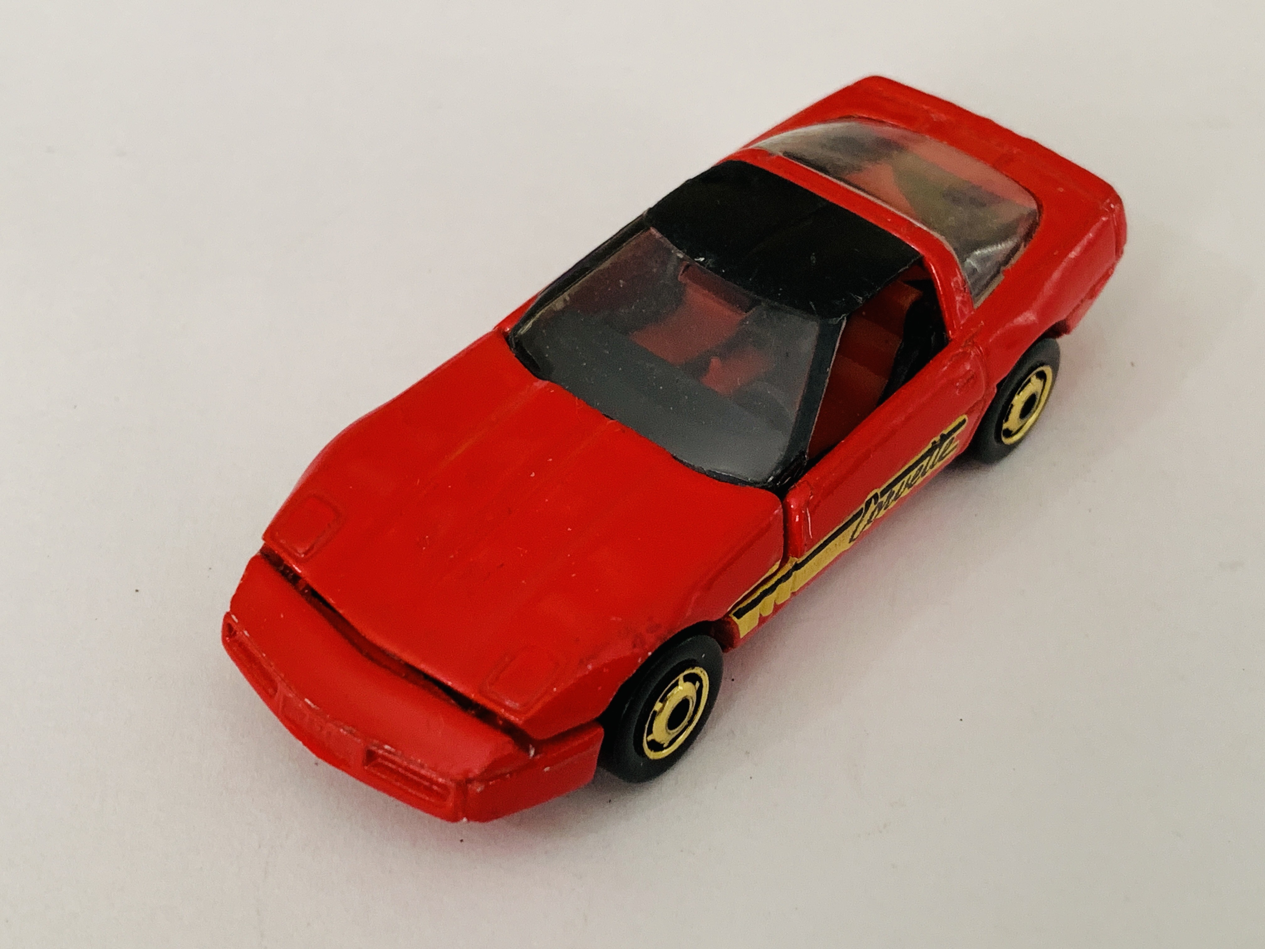 Hot Wheels Park 'n Plates '80s Corvette