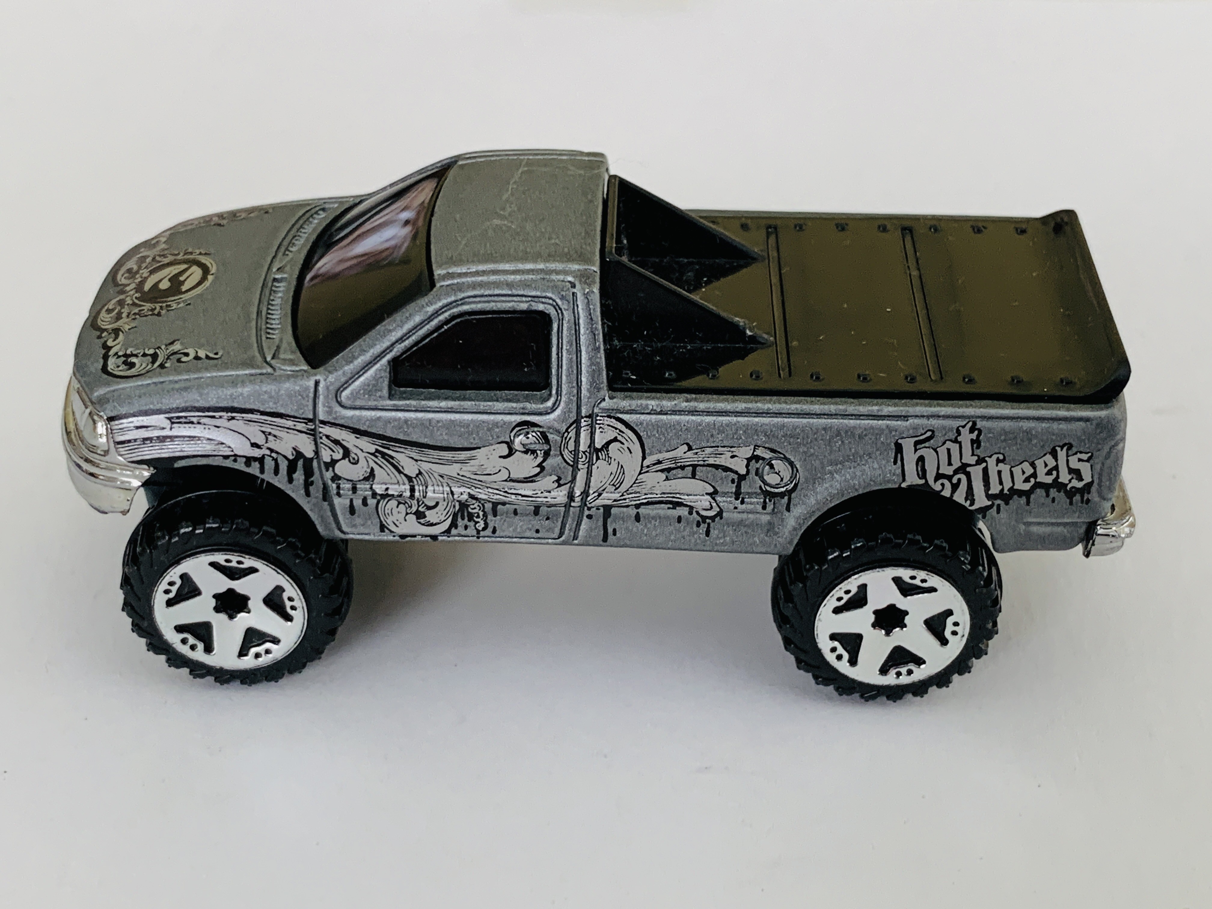 Hot Wheels 1997 Ford F-150 - Grey