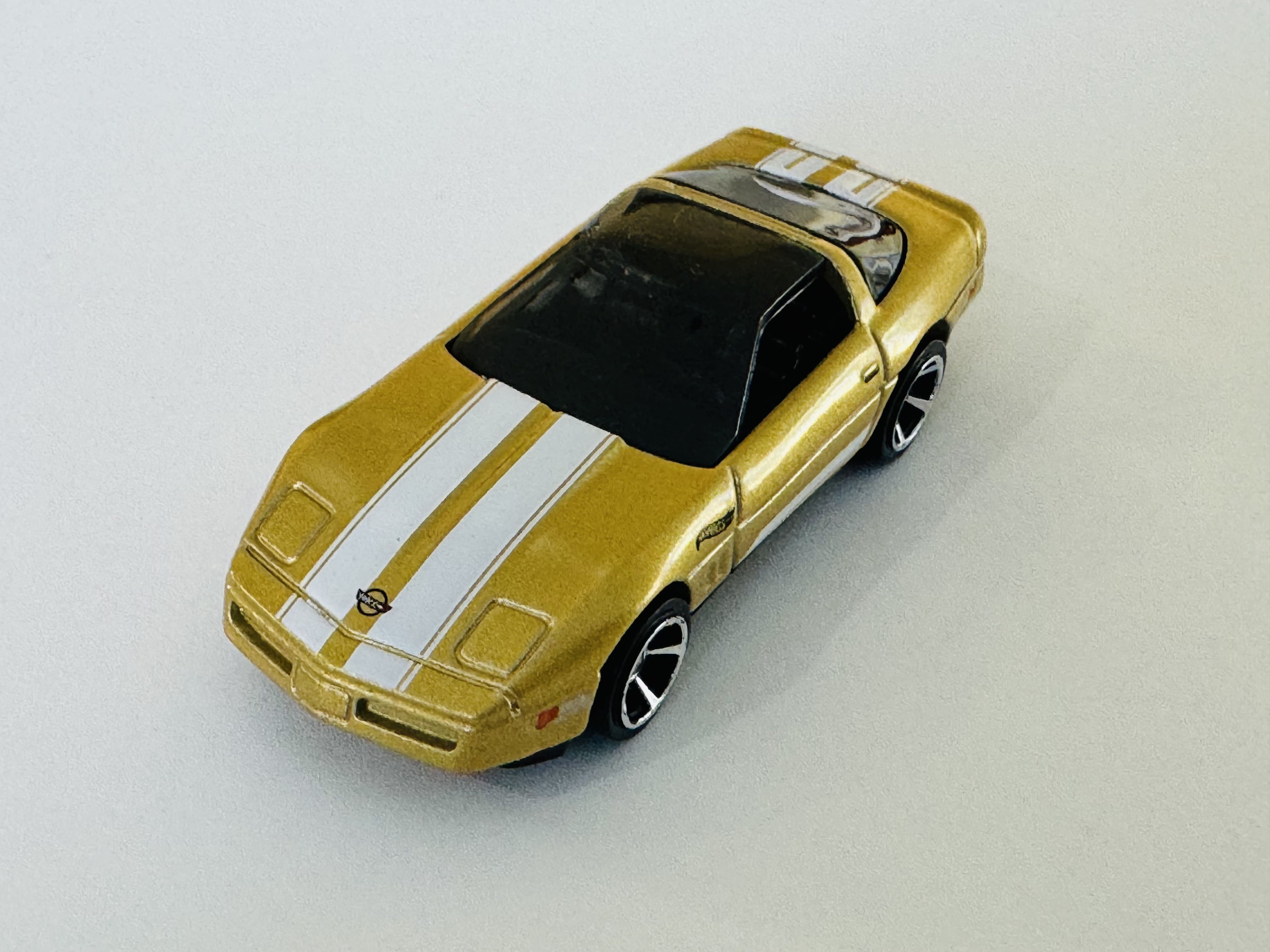 Hot Wheels '84 Corvette