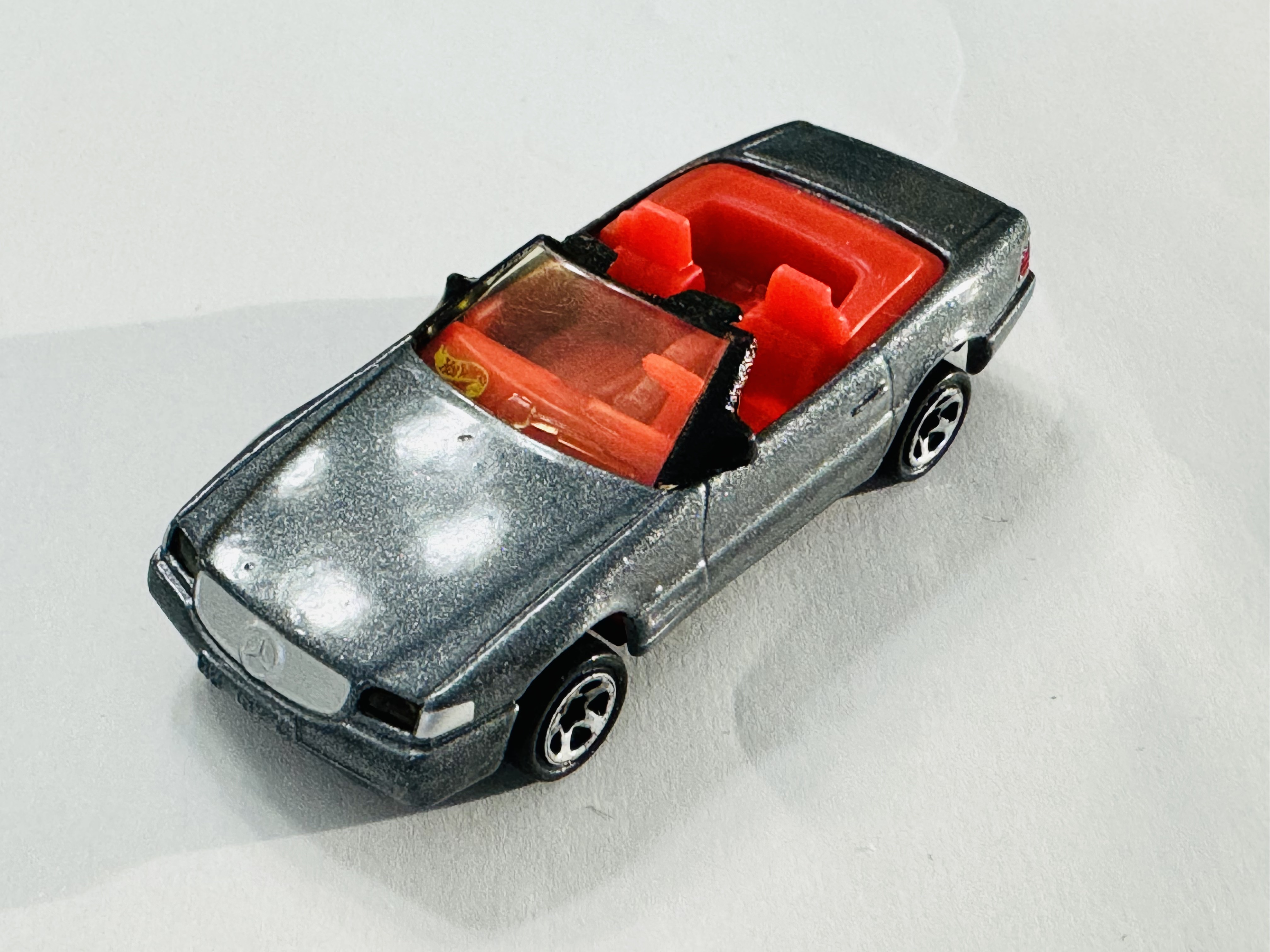 Hot Wheels Mercedes-Benz 500SL