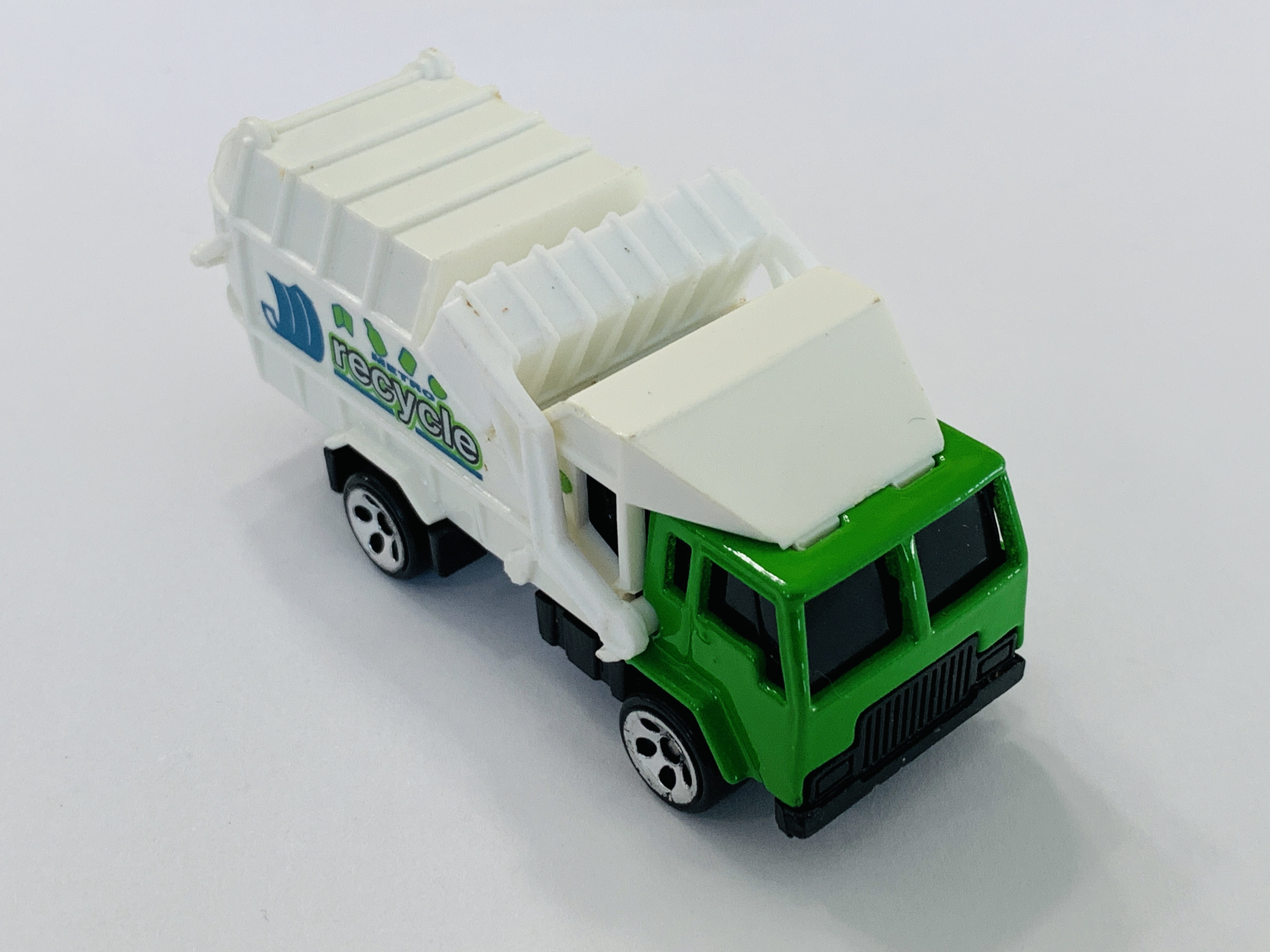 Hot wheels hot sale recycling truck