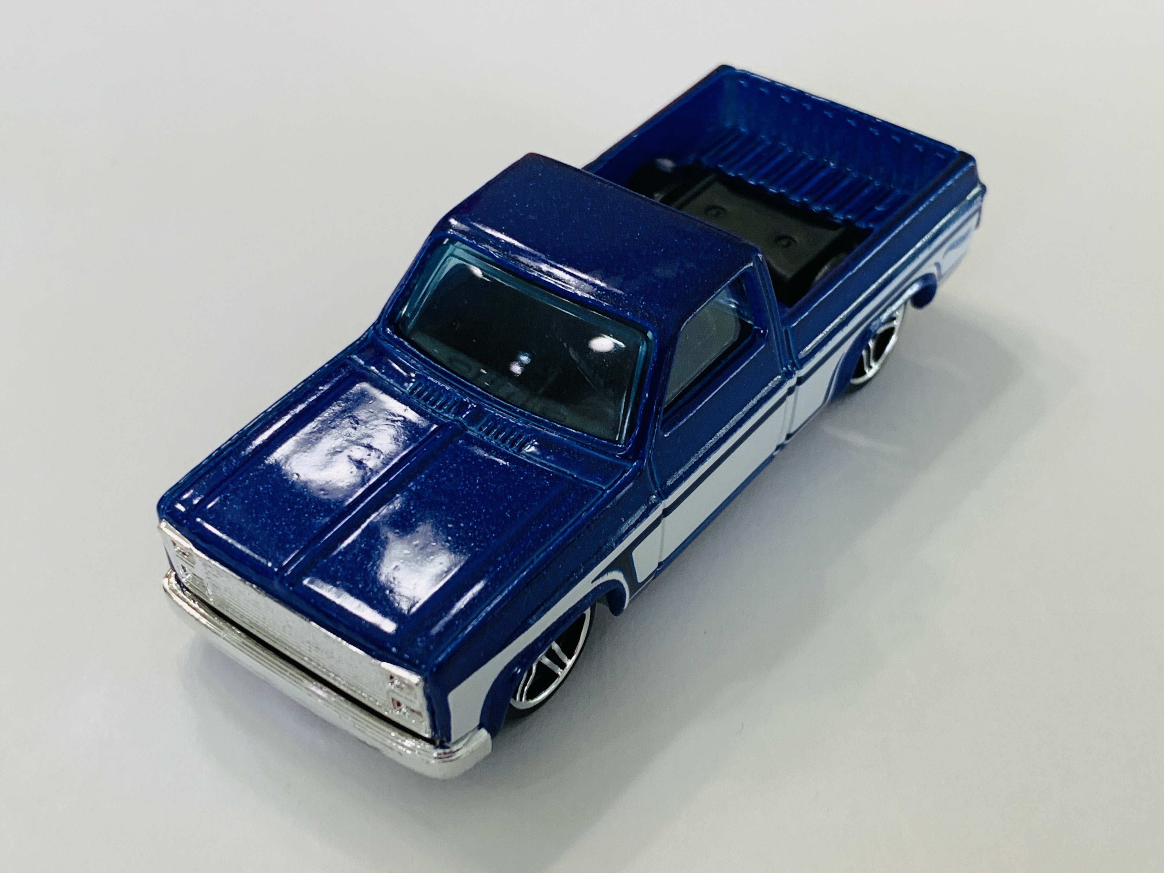 Hot Wheels '83 Chevy Silverado - 5 Pack Exclusive