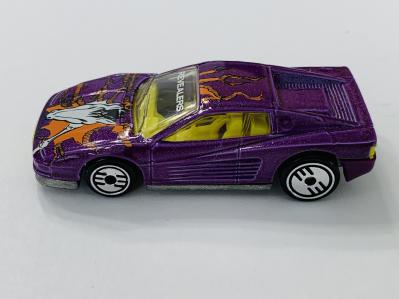204L-16913-Hot-Wheels-Revealers-Ferrari-Testarossa