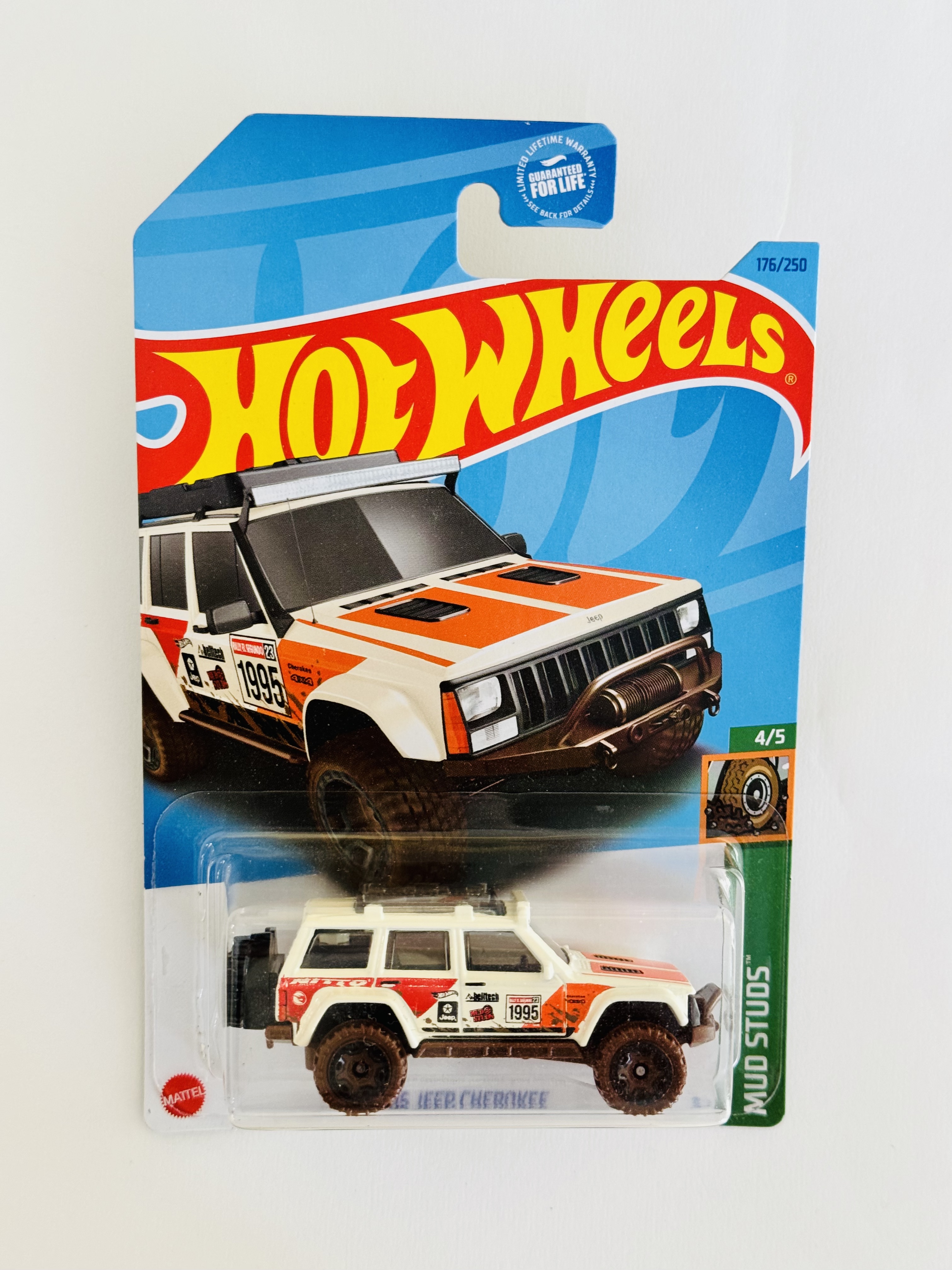 Hot Wheels #176 '95 Jeep Cherokee Treasure Hunt