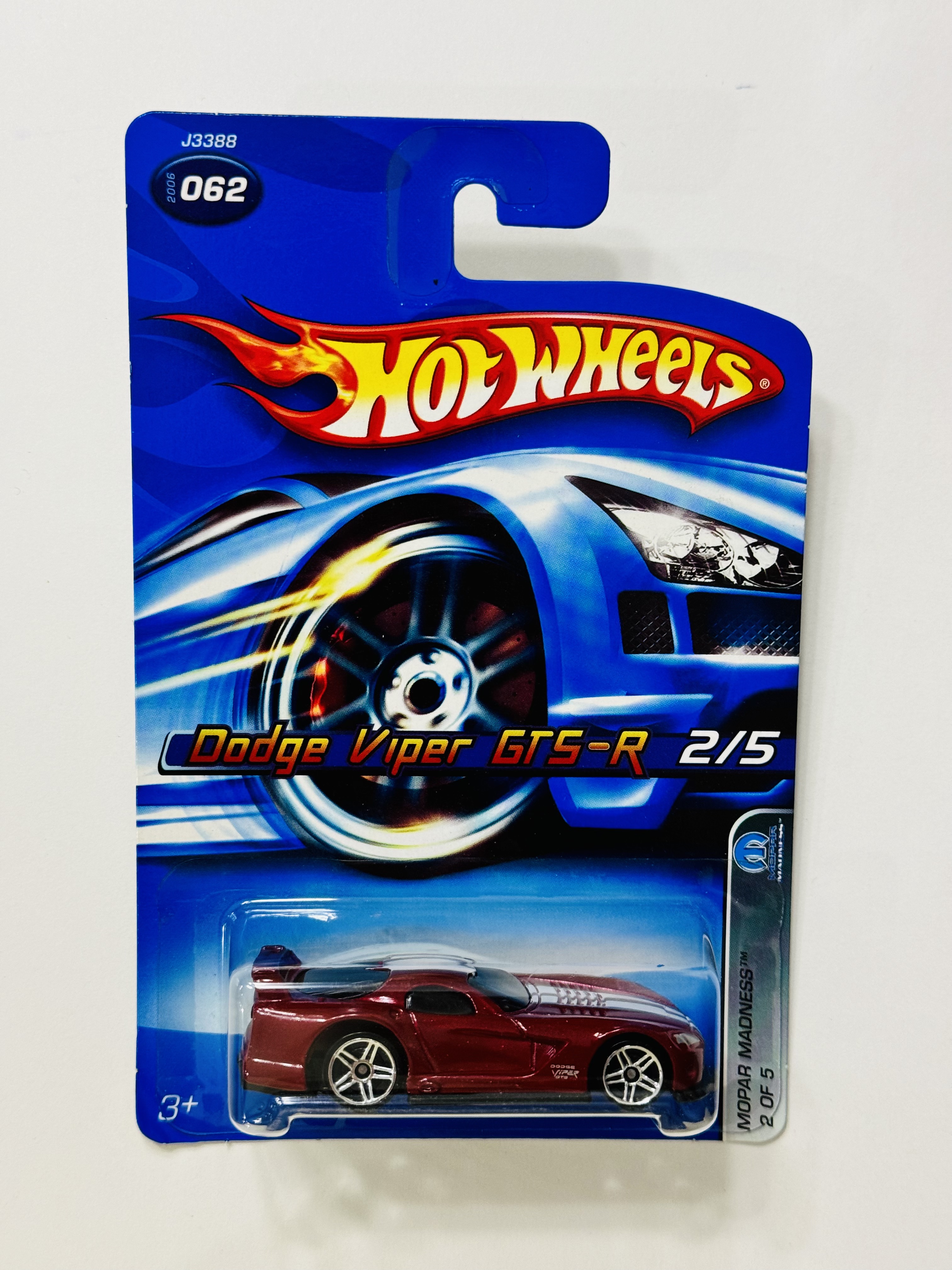 Hot Wheels #062 Dodge Viper GTS-R