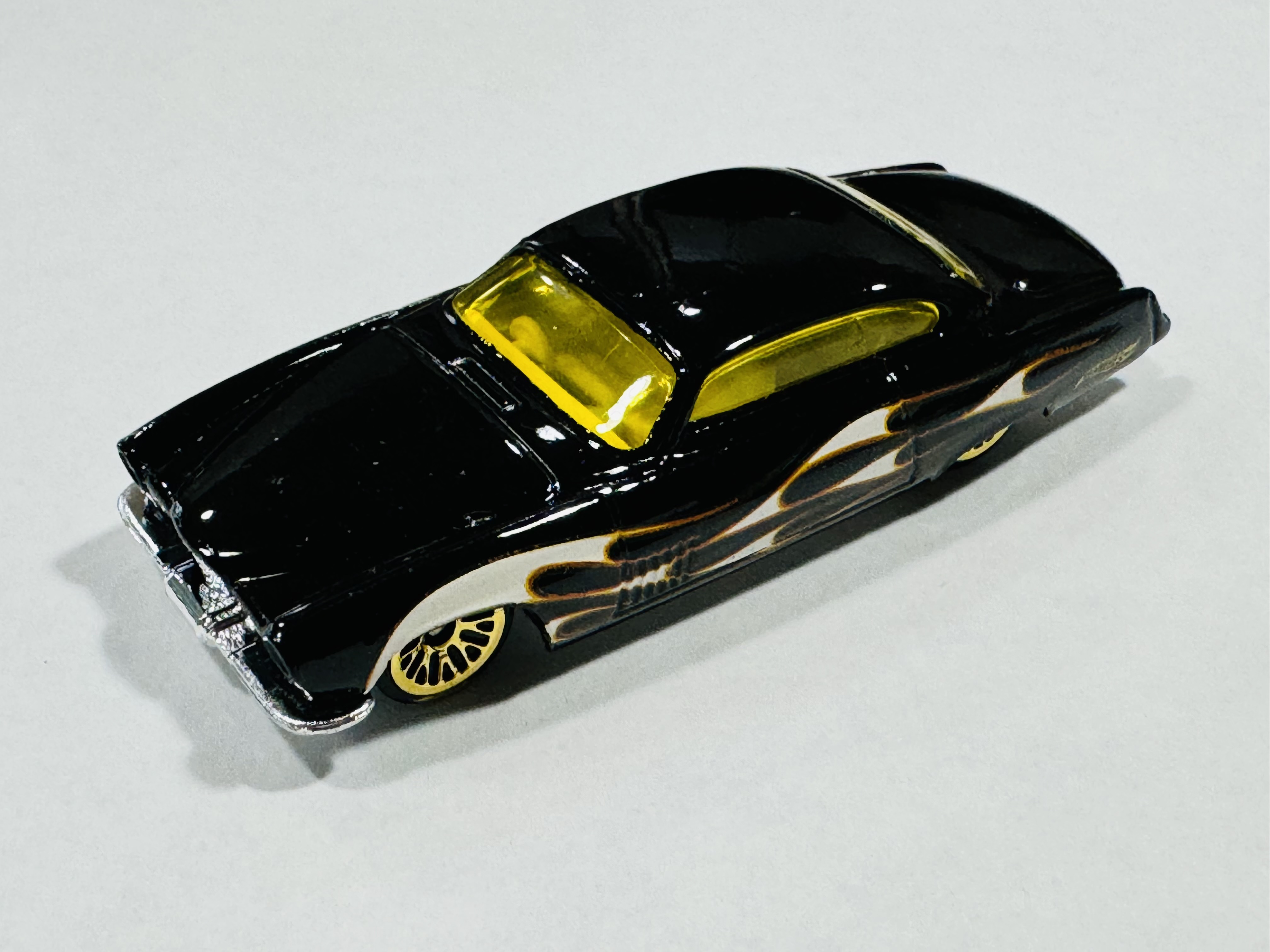 Hot Wheels Wayne’s Garage Vairy 8 (con firma) – Francisco Garage