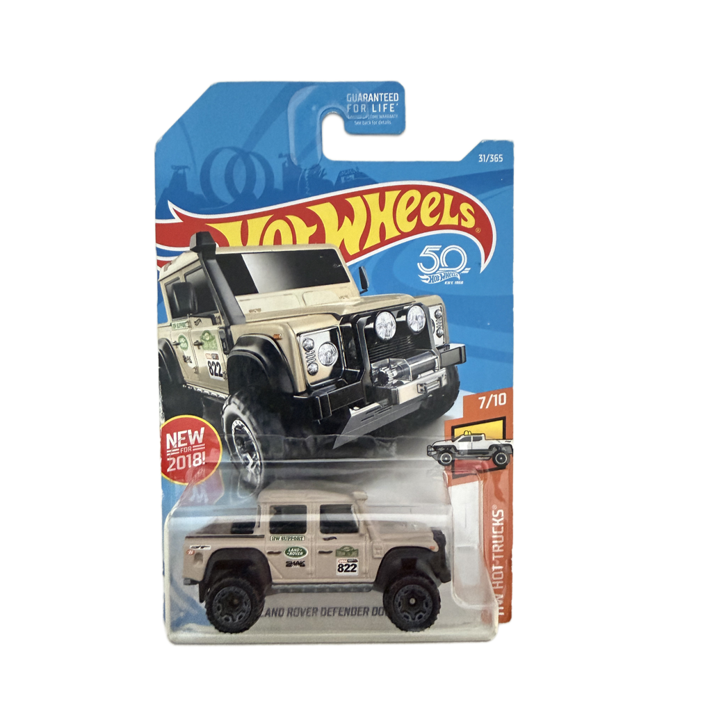 Hot Wheels #31 '15 Land Rover Defender Double Cab