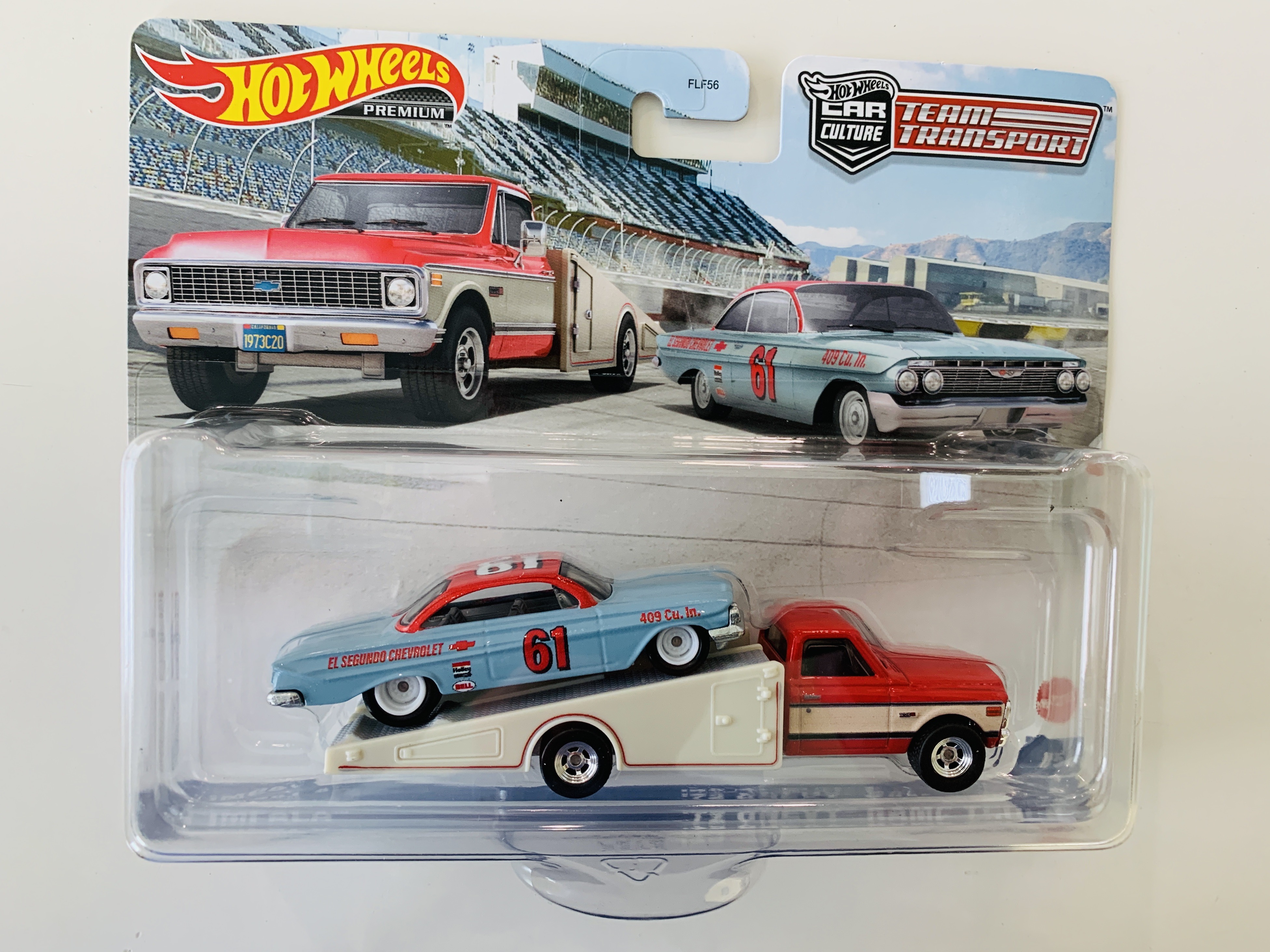 Hot Wheels Premium Team Transport #54 '61 Impala / '72 Chevy Ramp Truck