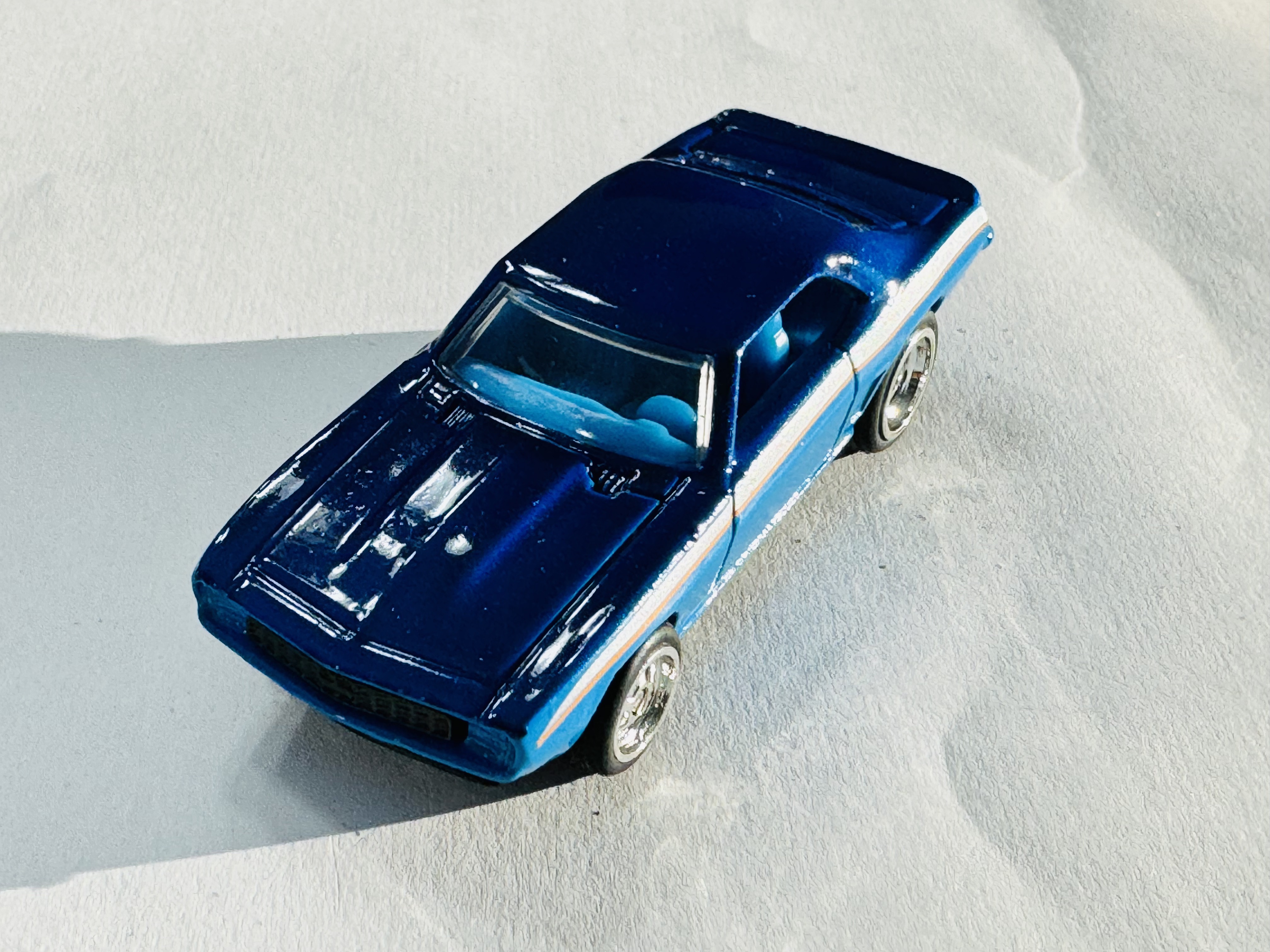 Hot Wheels Exclusive Phil's Garage '69 Camaro Signed Chase