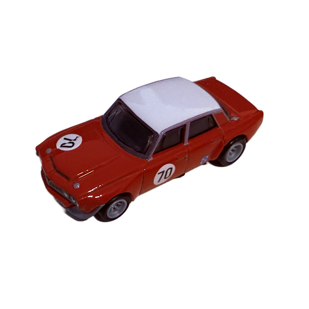 Hot Wheels Premium 2022 Boulevard '70 Rover P6 Group 2