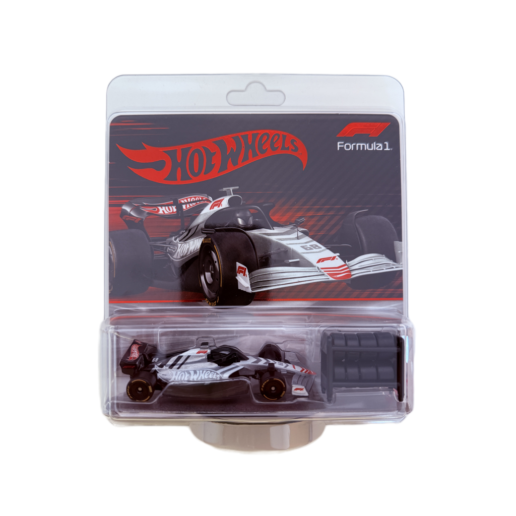 Hot Wheels Redline Club Formula 1 Race Car and Tire Rack