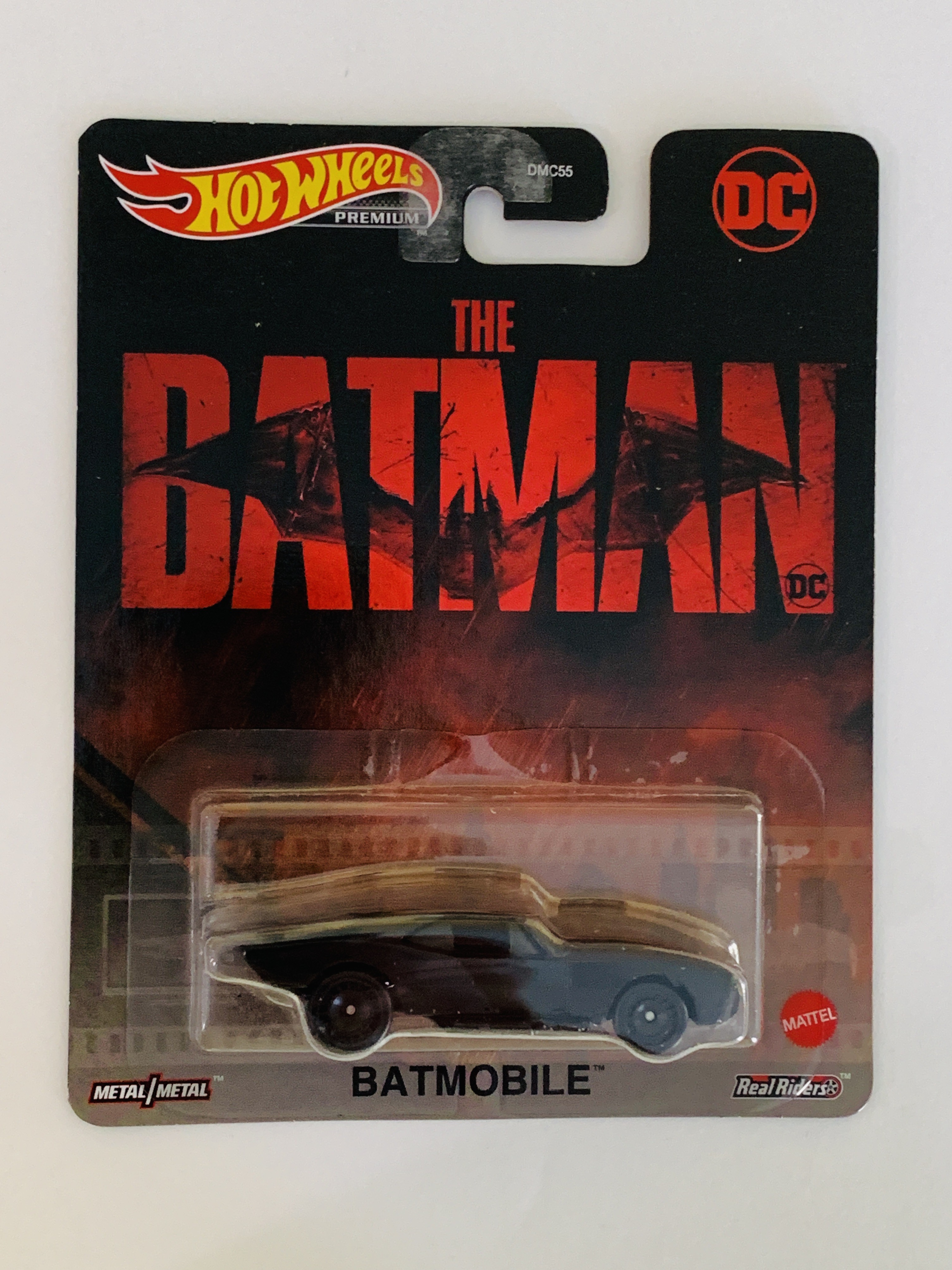 Hot Wheels Premium DC Comics The Batman Batmobile