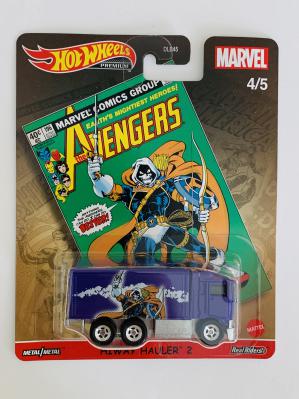 Hot-Wheels-Marvel-Comics-The-Avengers-Hiway-Hauler-2