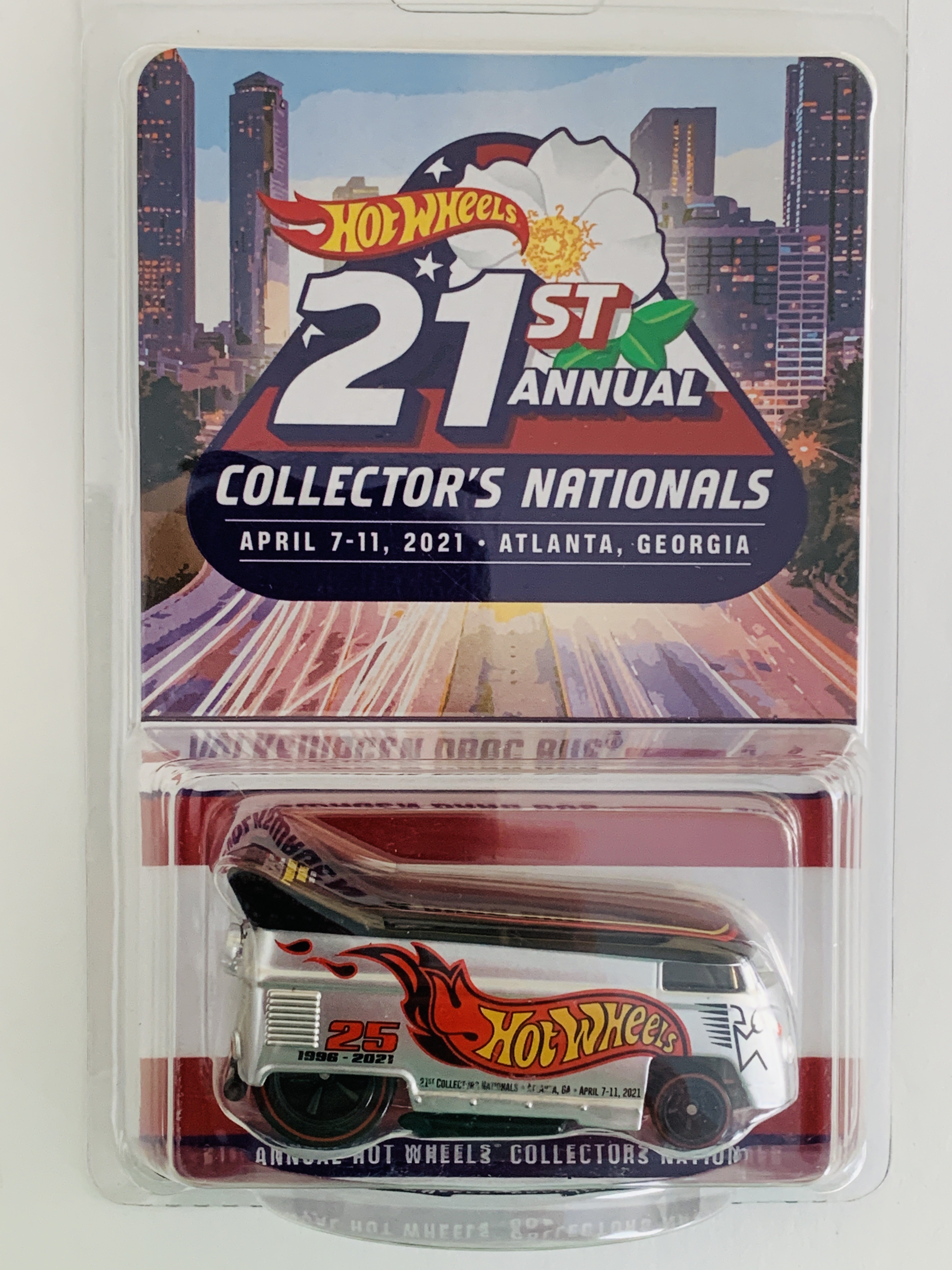 Hot Wheels 21st Collector's Nationals Volkswagen Drag Bus - 3308/4000