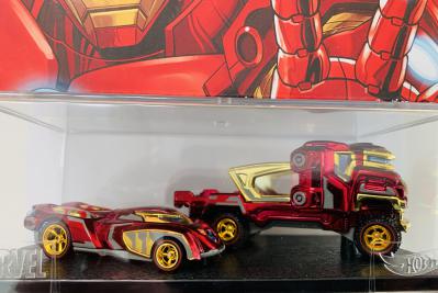Hot Wheels Redline Club Iron Man & Hulkbuster - Only 4,000 Produced 1