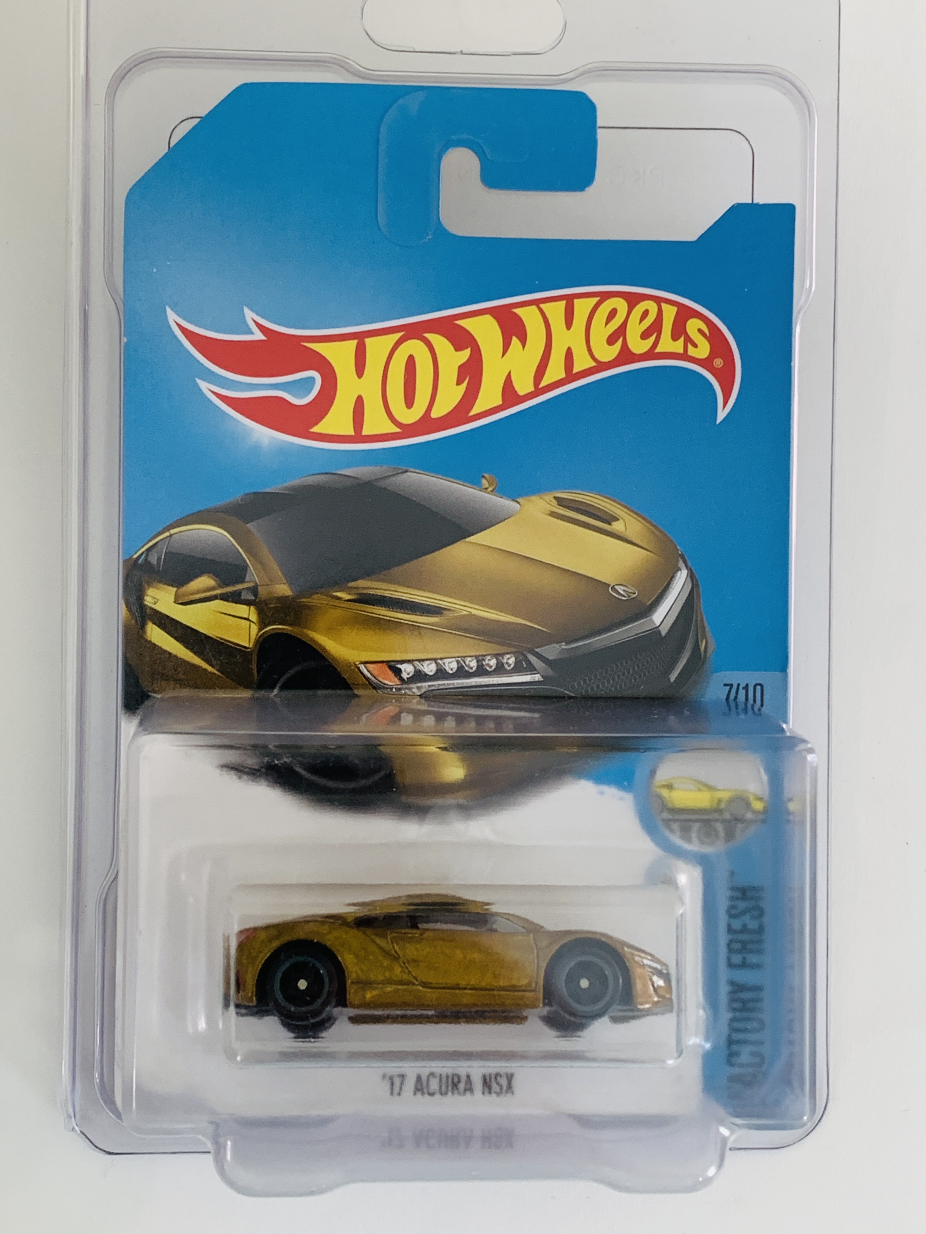 Hot Wheels '17 Acura NSX Super Treasure Hunt