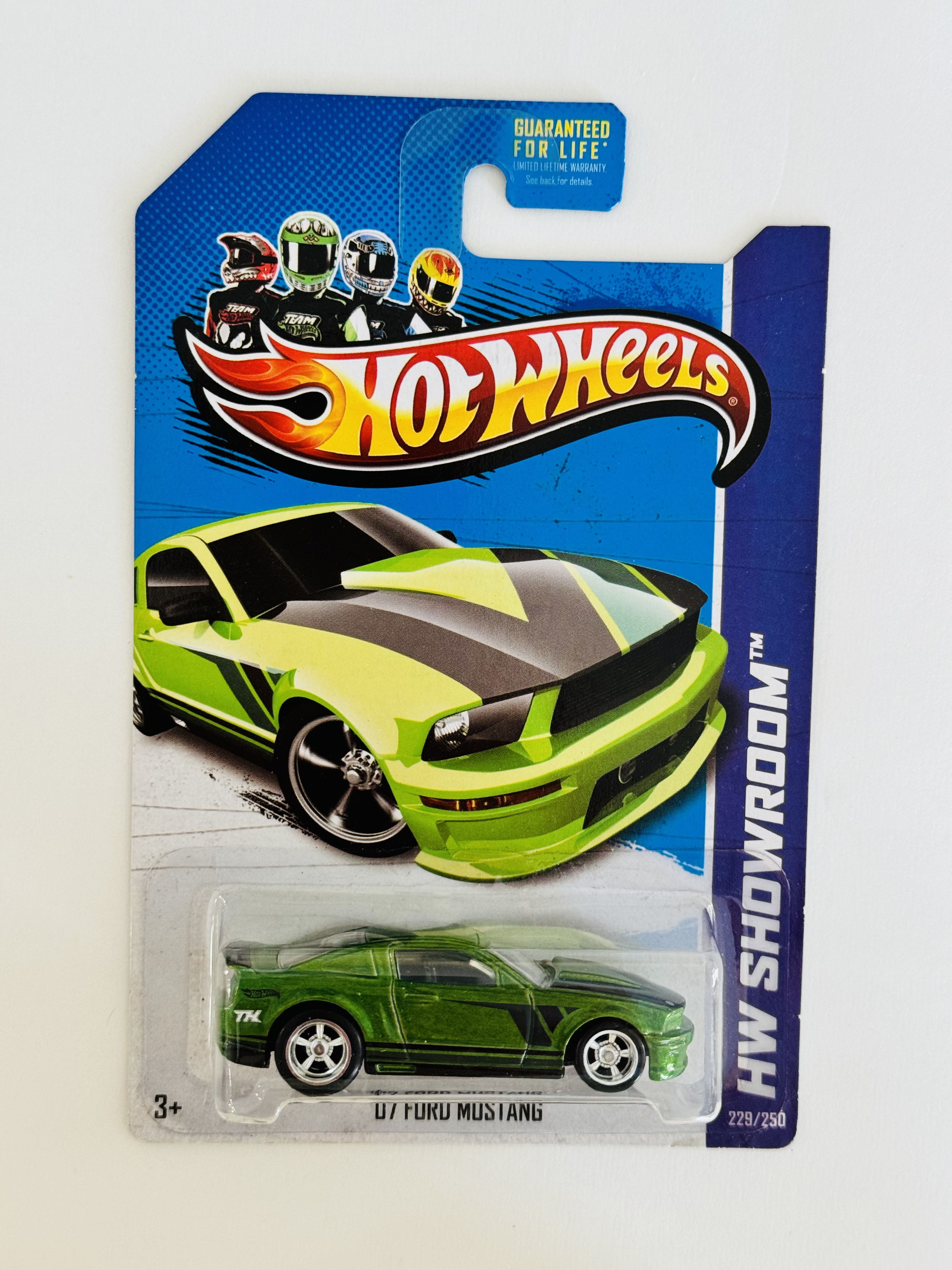 Hot Wheels #229 '07 Ford Mustang Super Treasure Hunt