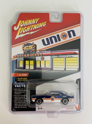 17057-Johnny-Lightning-Chris-Stangler-Customs-Union-76-1967-Chevrolet-Camaro