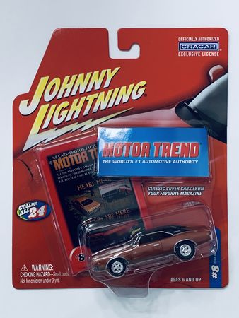 Johnny Lightning Motor Trend 1968 Dodge Charger