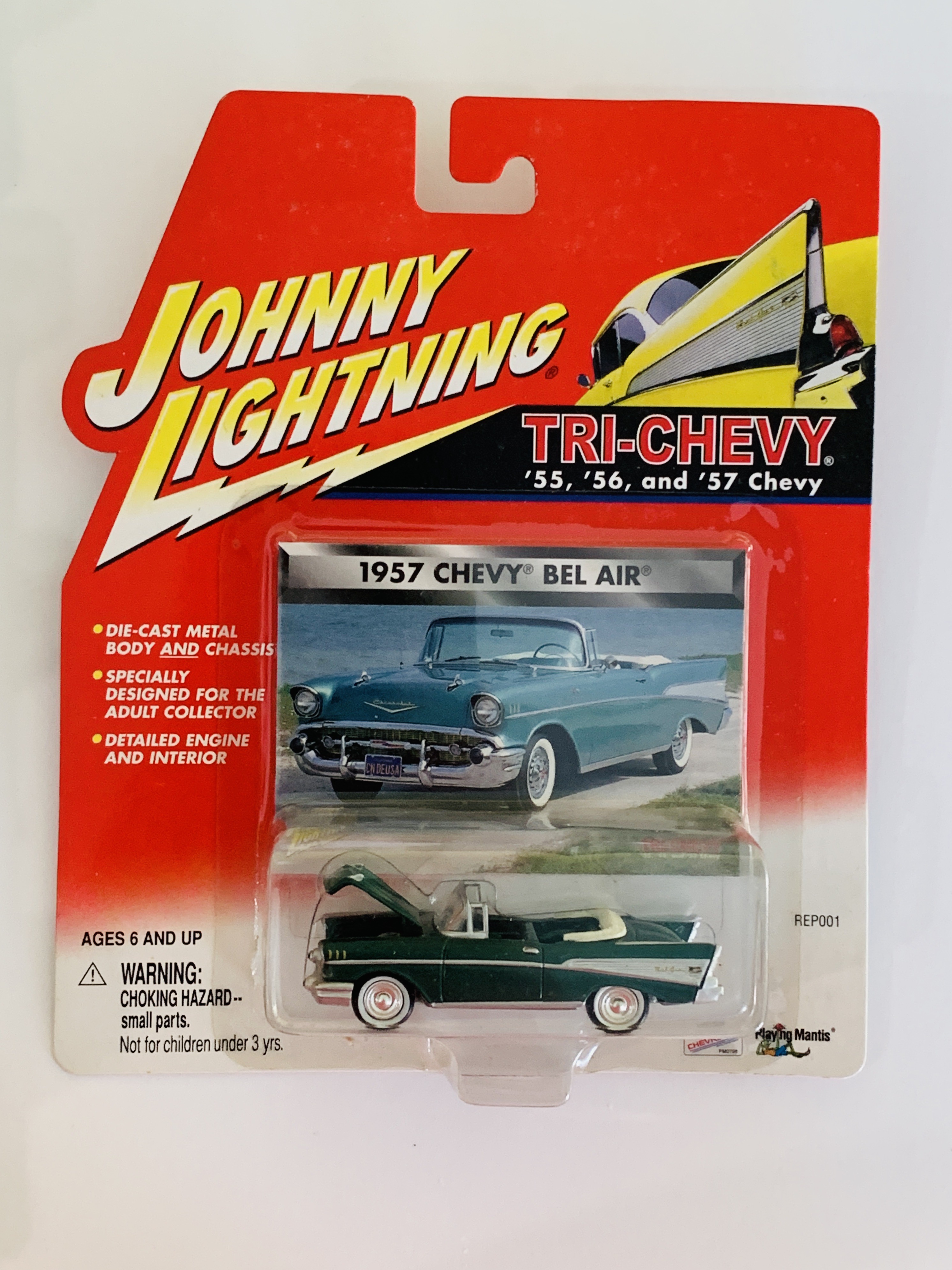 Johnny Lightning Tri-Chevy 1957 Bel Air