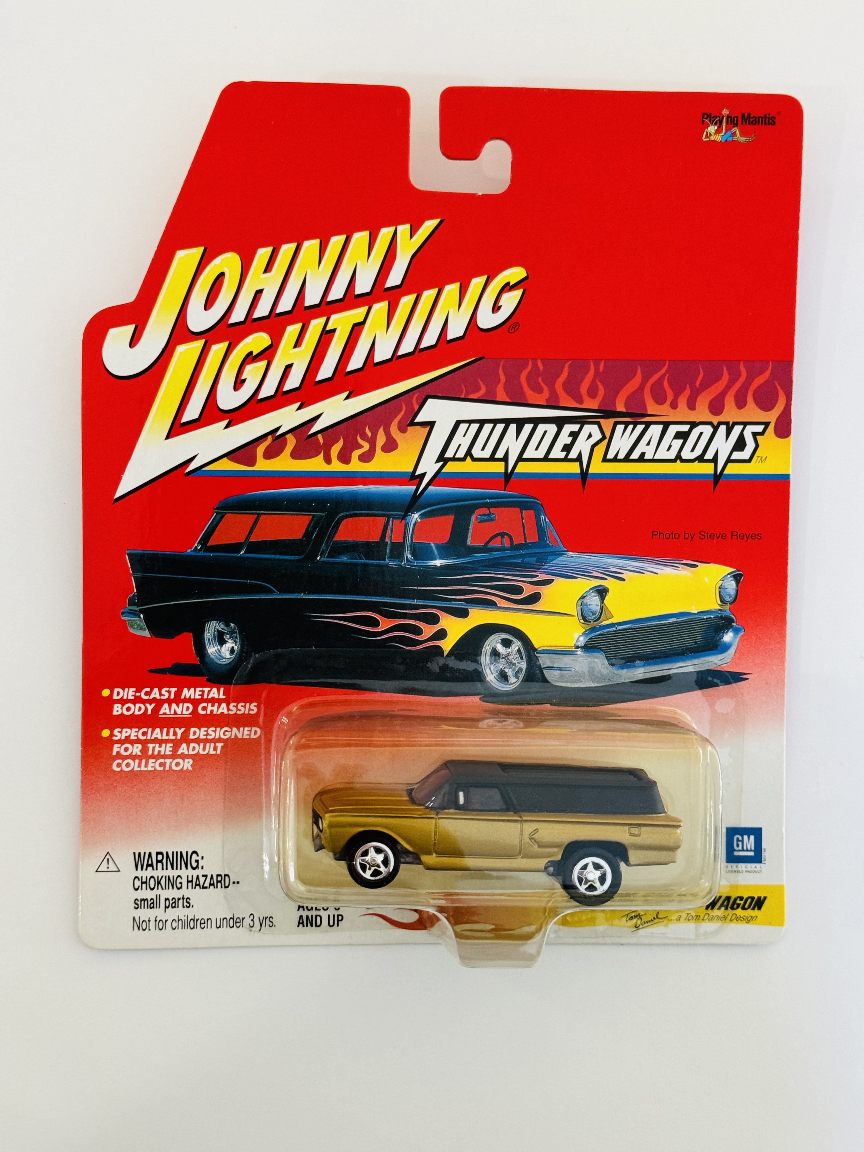 Johnny Lightning Thunder Wagons Custom Chevy Wagon