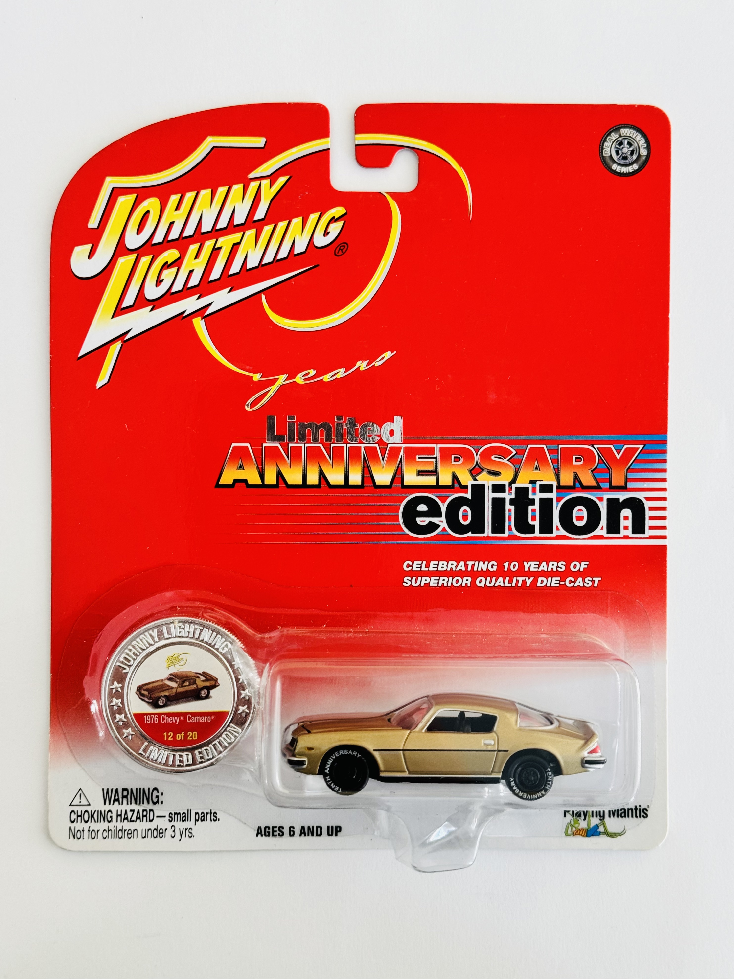 Johnny Lightning Limited Anniversary Collection 1976 Chevy Camaro